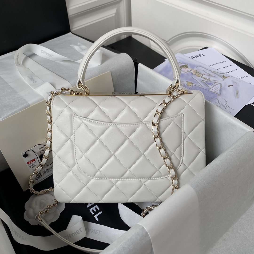 Chanel Flap Bag in White Lambskin AS92236