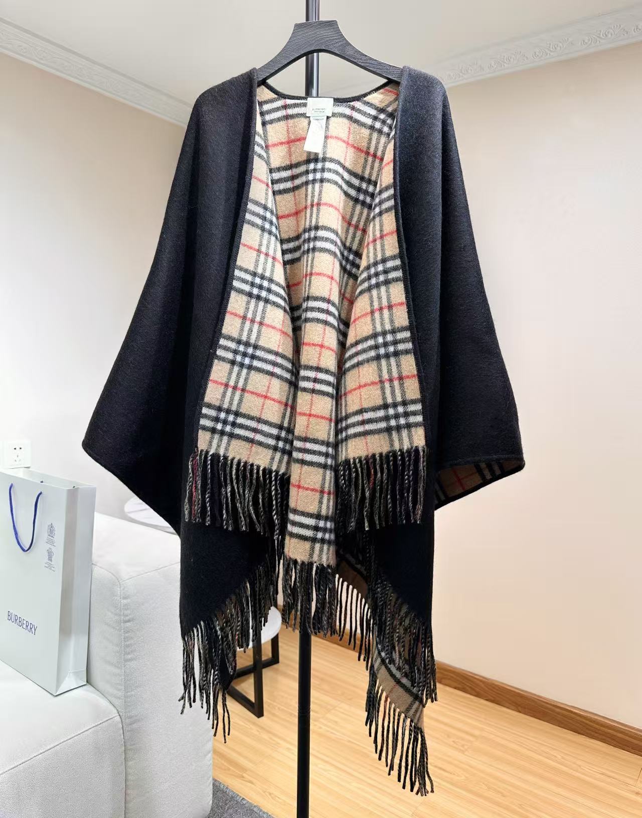 Burberry Reversible Cashmere and Wool Cape