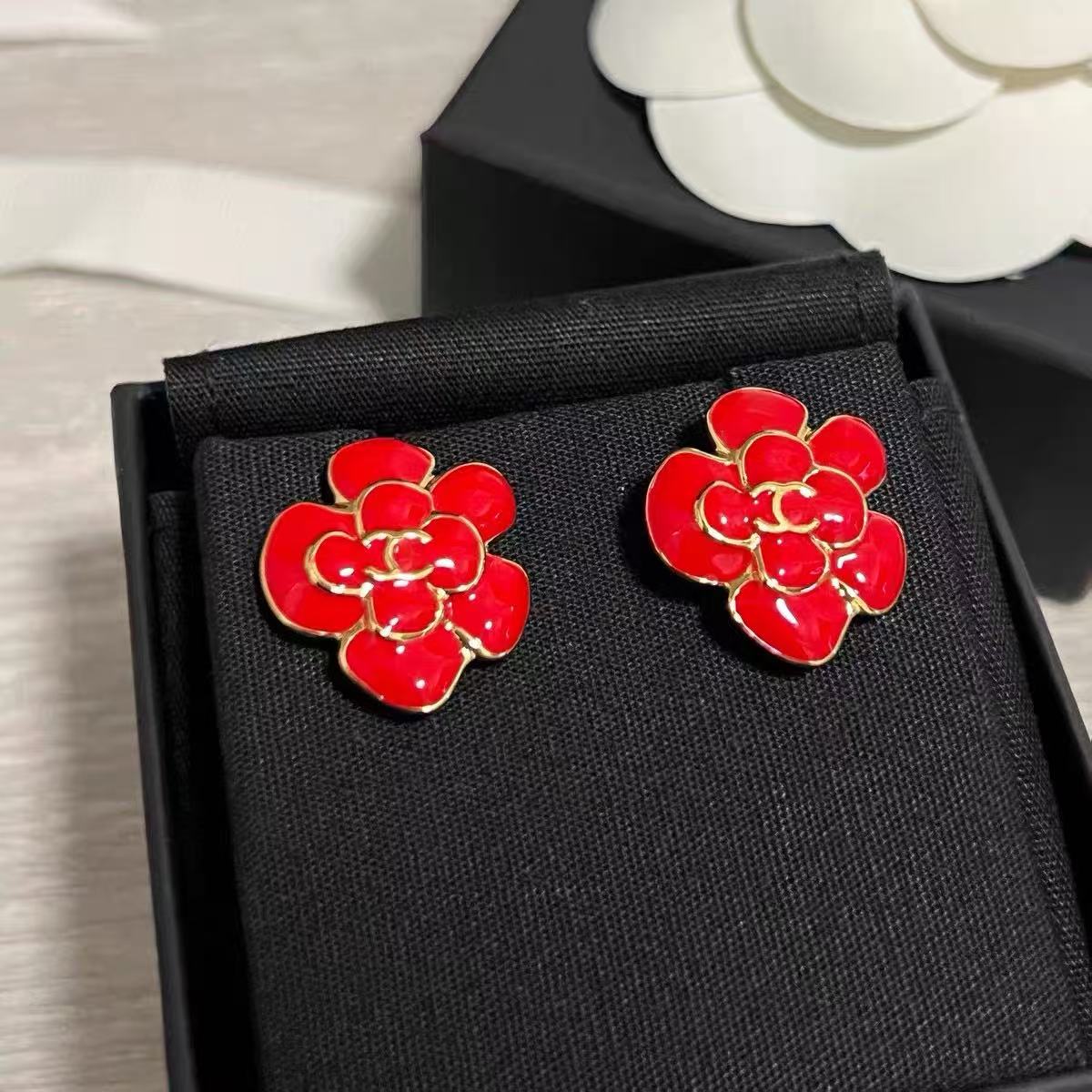 Chanel Fashion Earrings