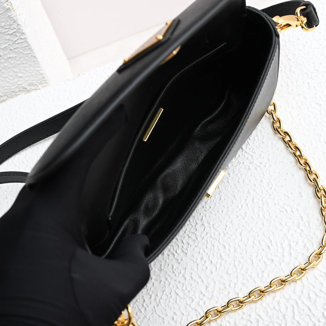 Prada MINI FLAP BAG 20 IN BLACK SAFFIANO LEATHER GOLD HARDWARE