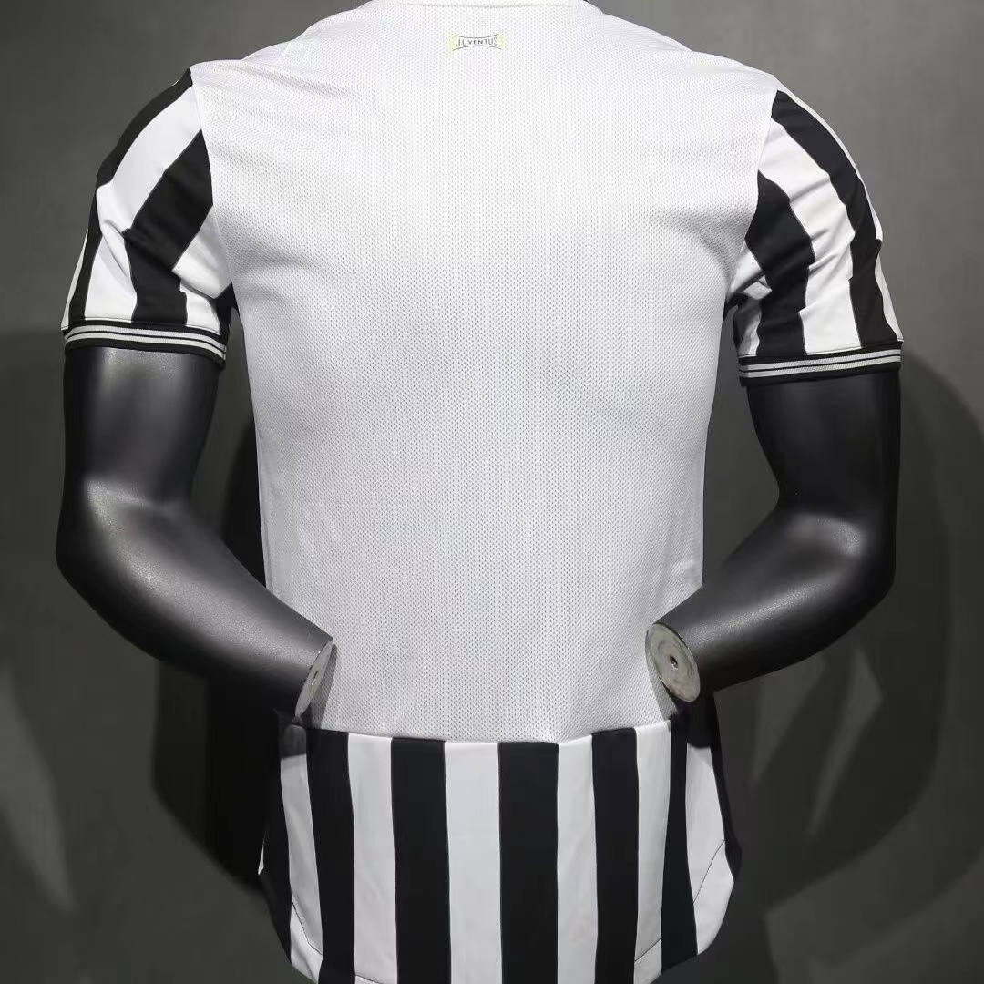 Juventus Special Retro players edition Jersey