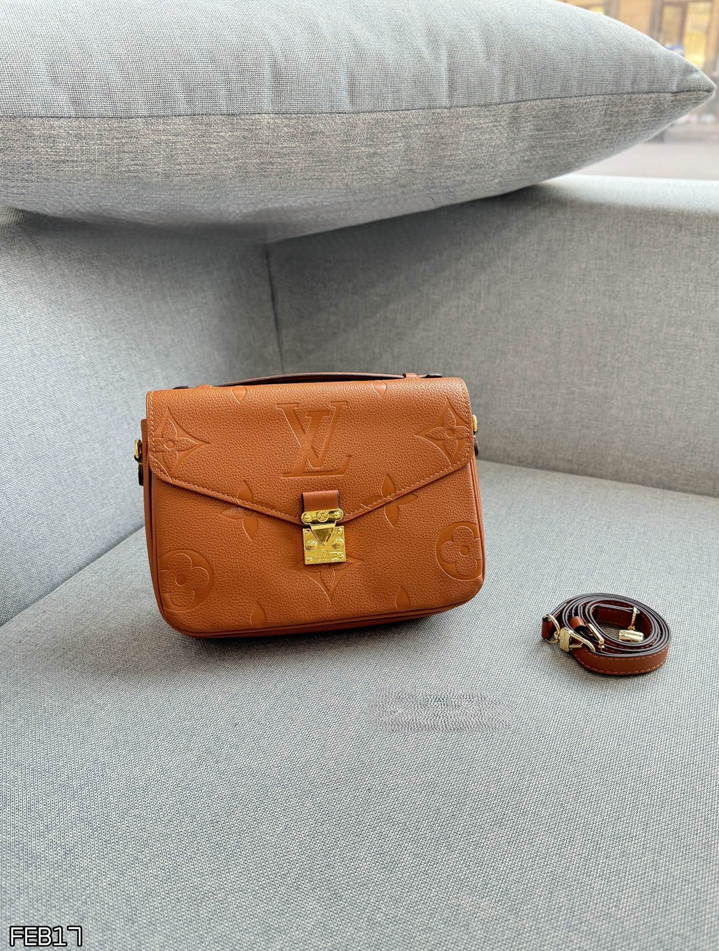 Louis Vuitton S-Lock Flap Pochette Metis Giant Monogram Empreinte Leather Gold HW Shoulder Bag - KAIROO