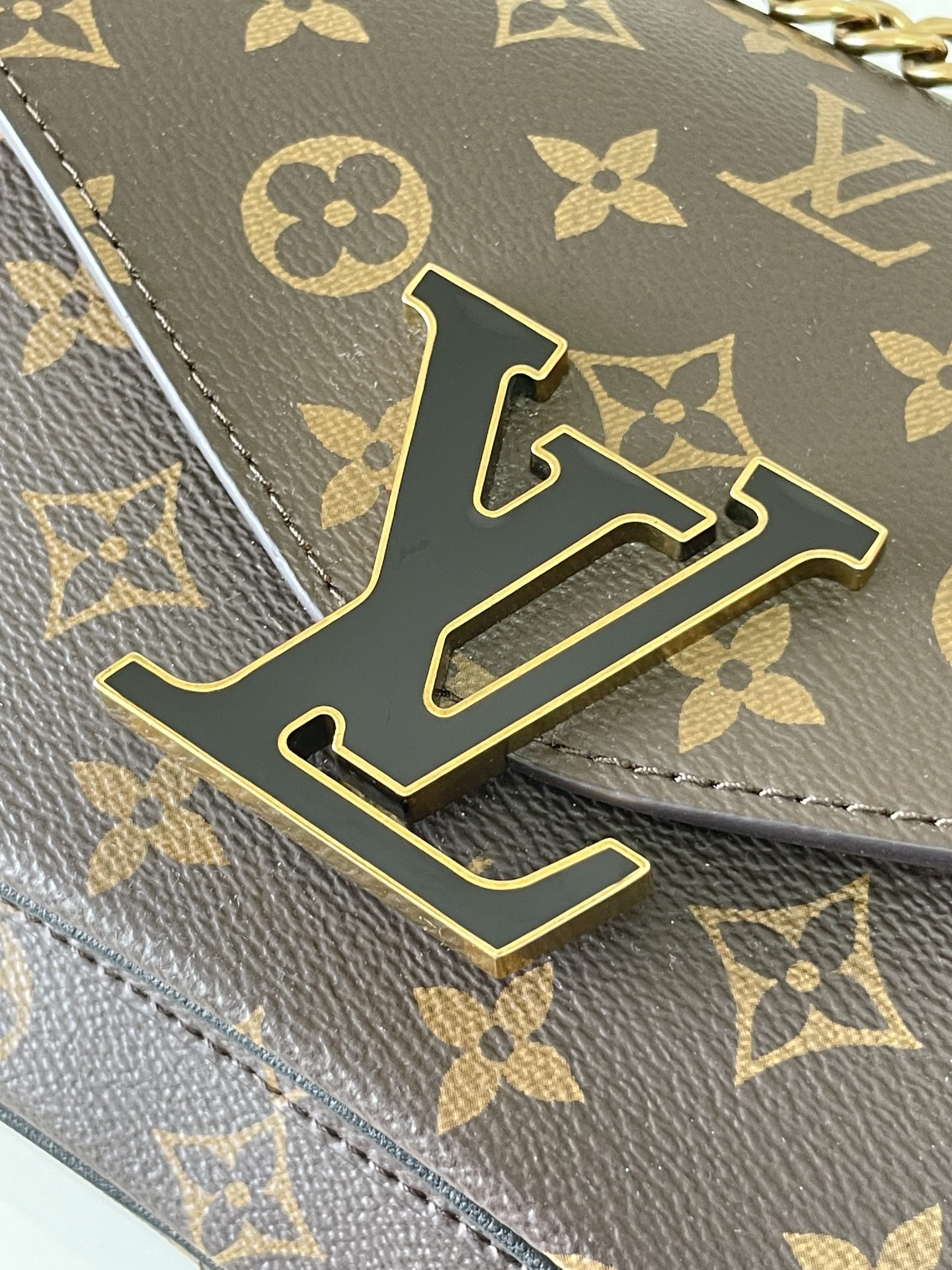 Louis Vuitton LV Passy M45592