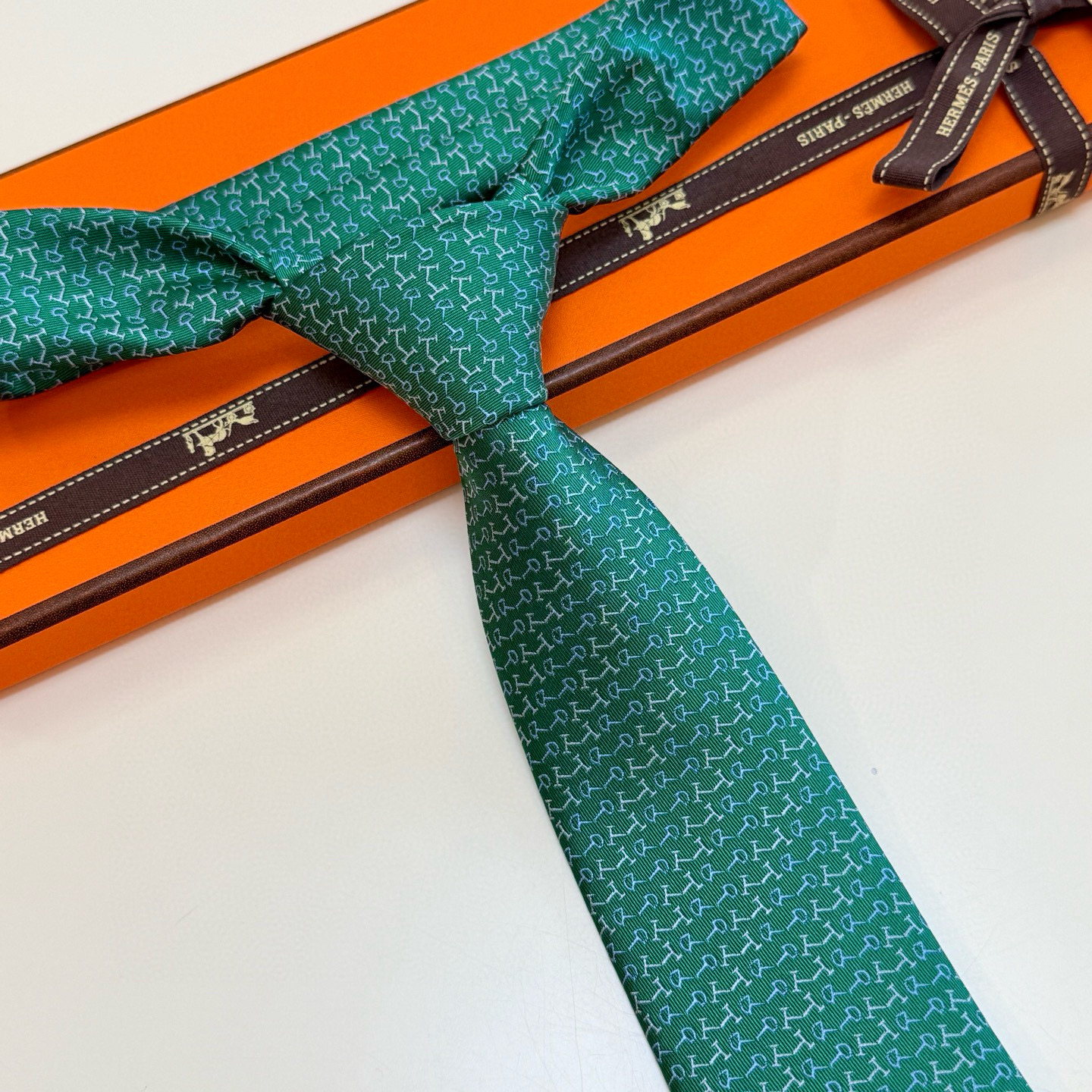 Hermes Men's Neck Tie