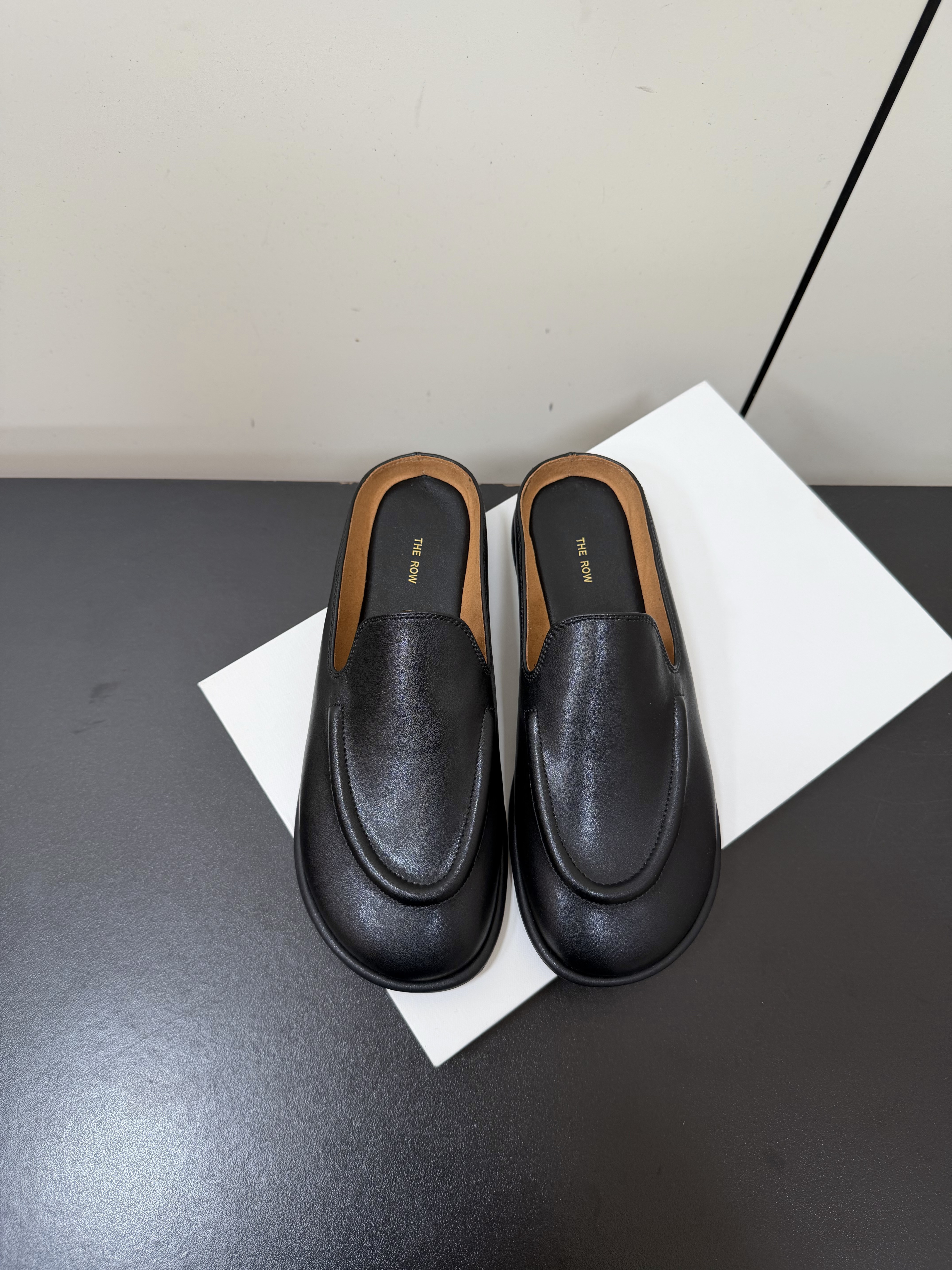 The Row Classic  Leather Mule