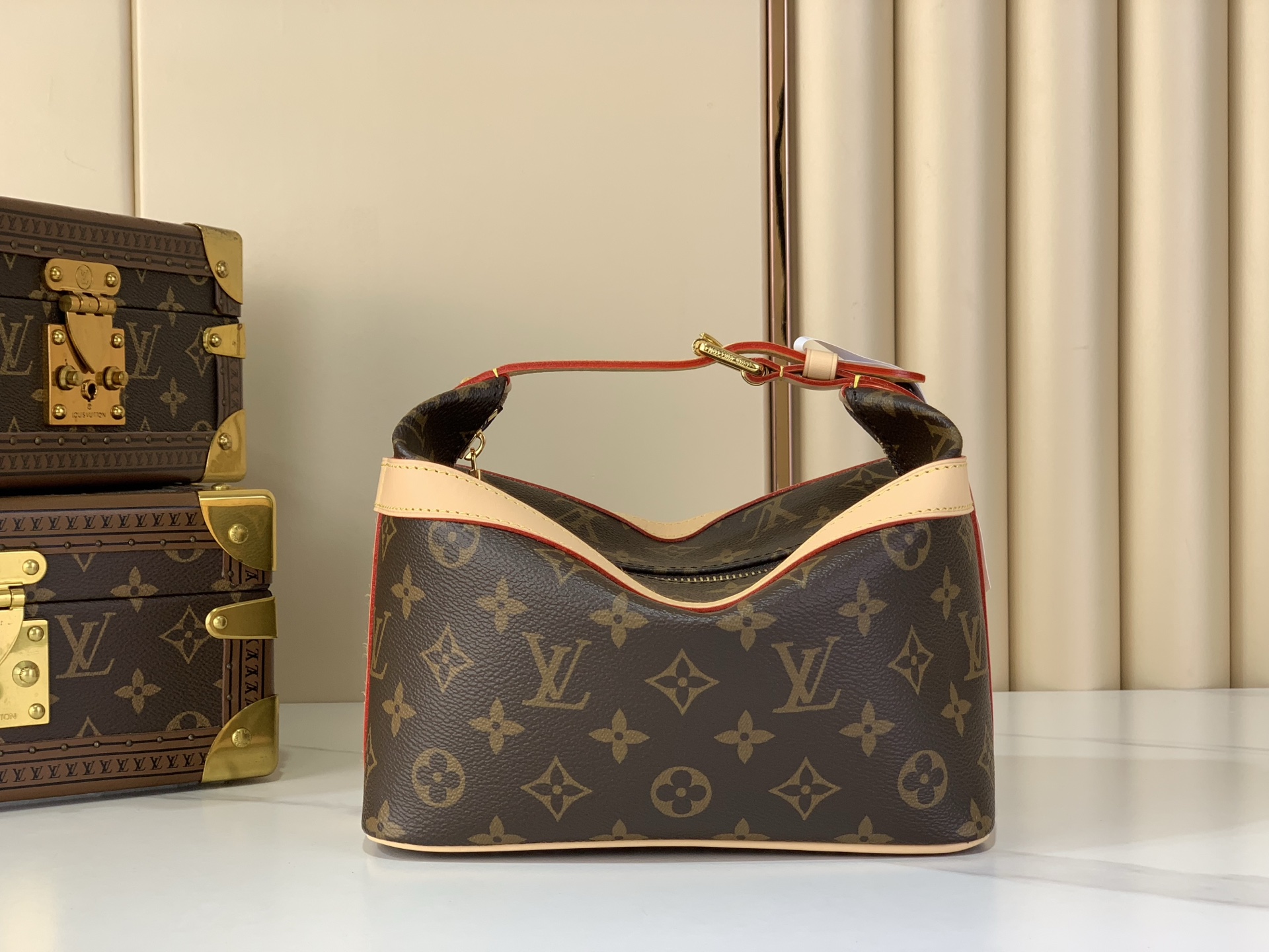 Louis Vuitton Cruiser 45 Toilet Bag
