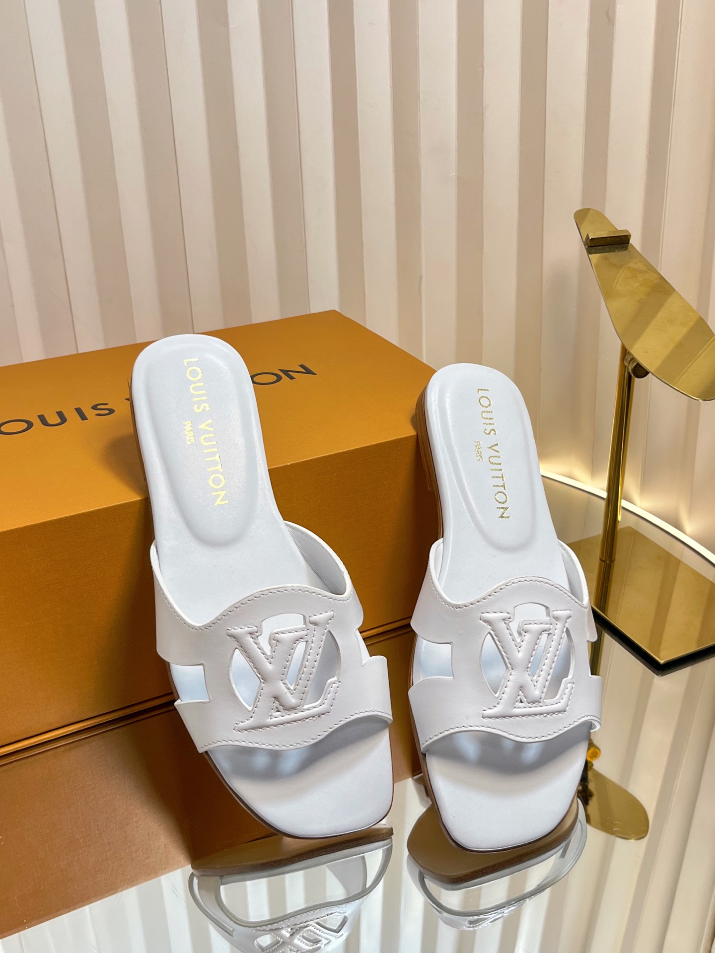 Women's  LV Isola Flat Slides