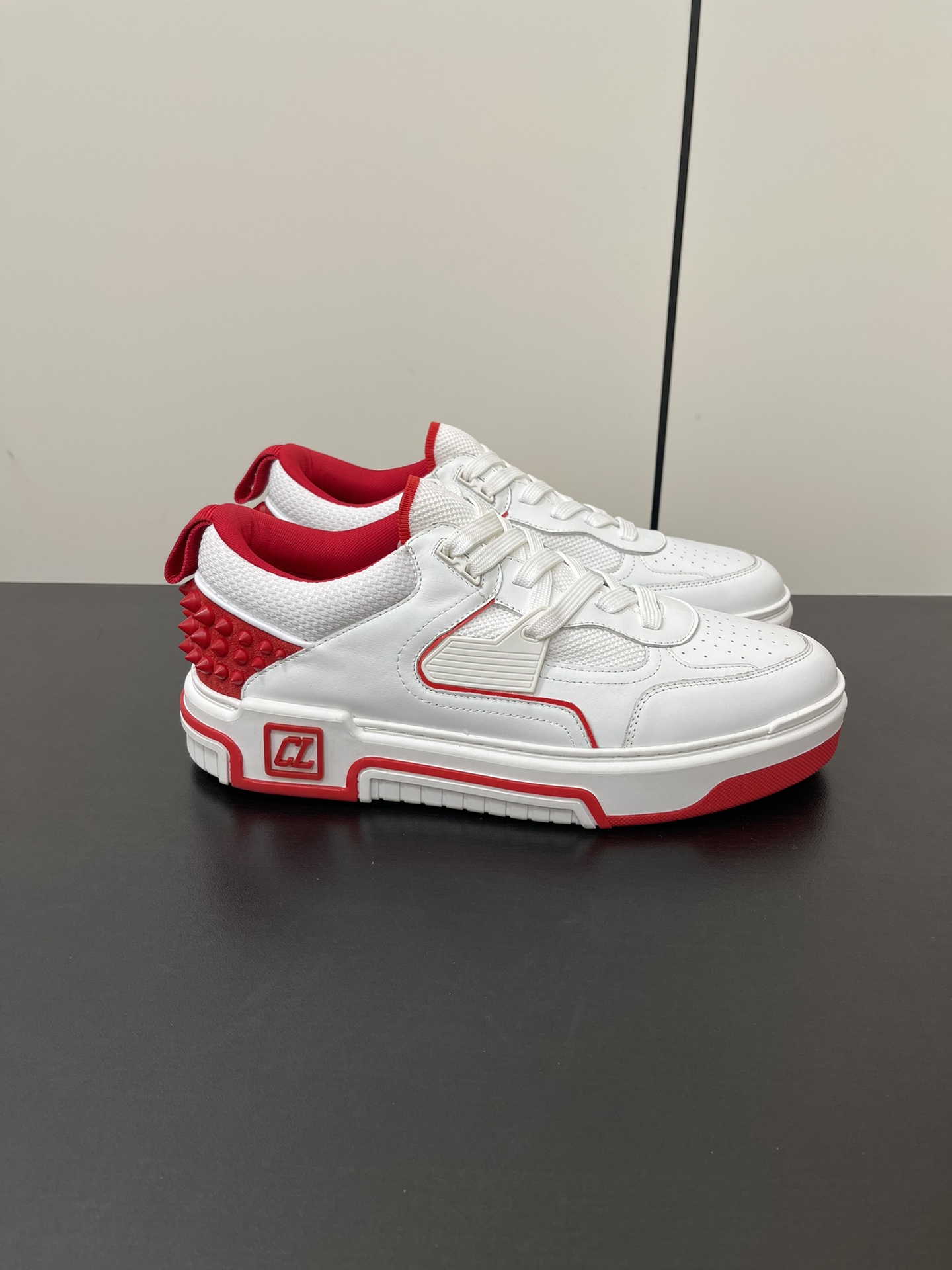 Christian Loubutin Unisex Sneaker