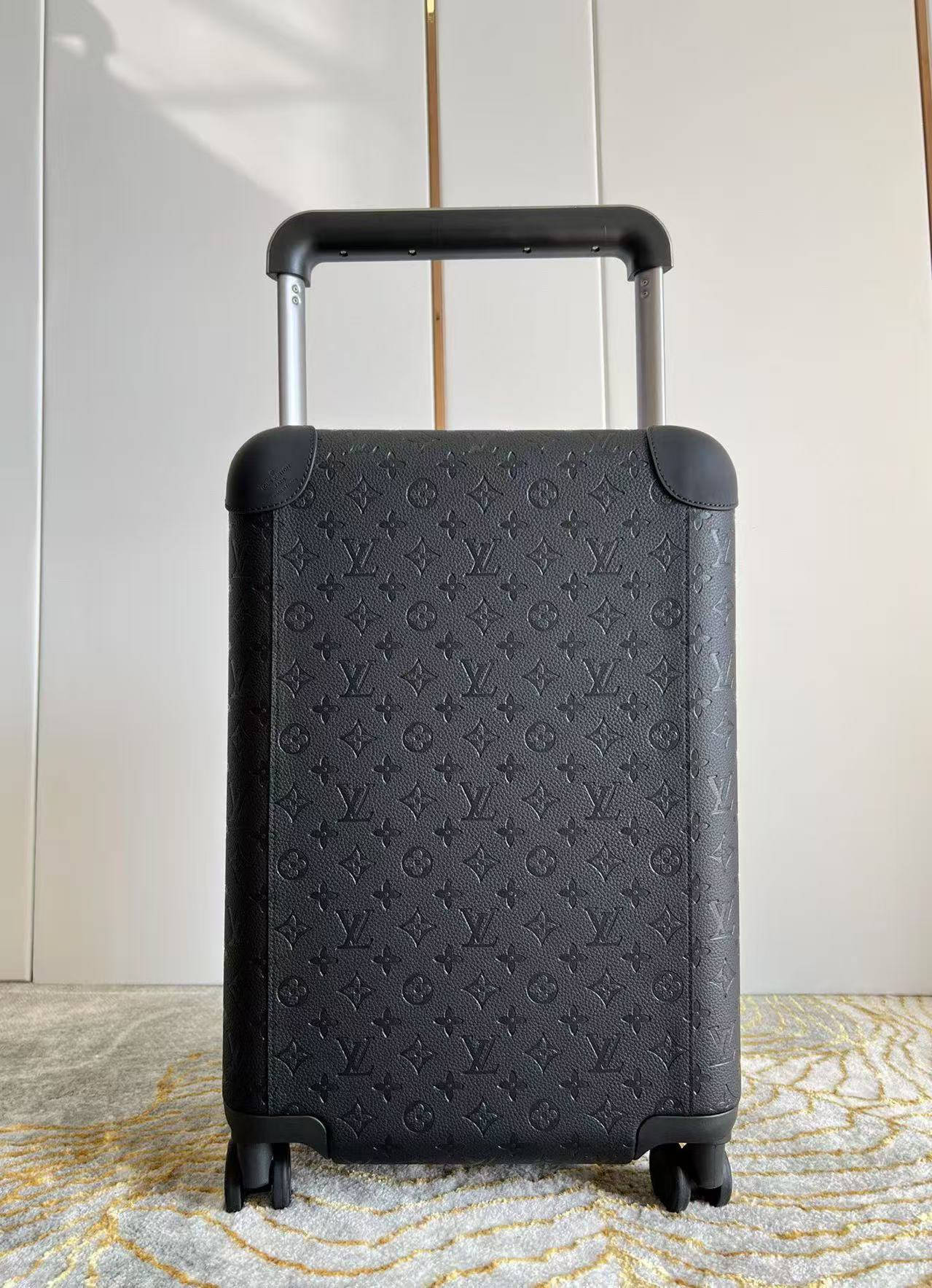 LOUIS VUITTON LV Suitcase Luggage Bag