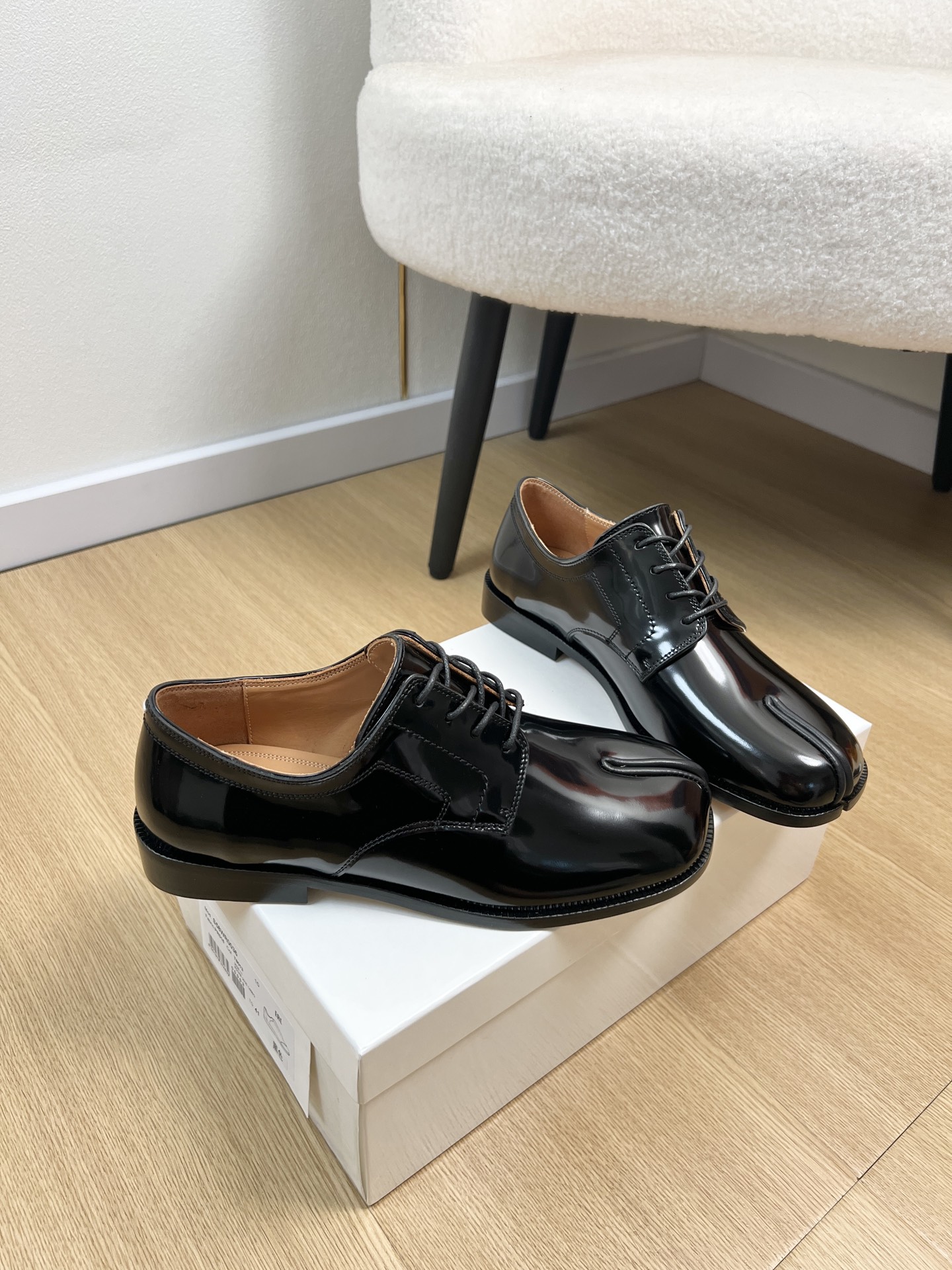 Maison Margiela Unisex Tabi Loafer