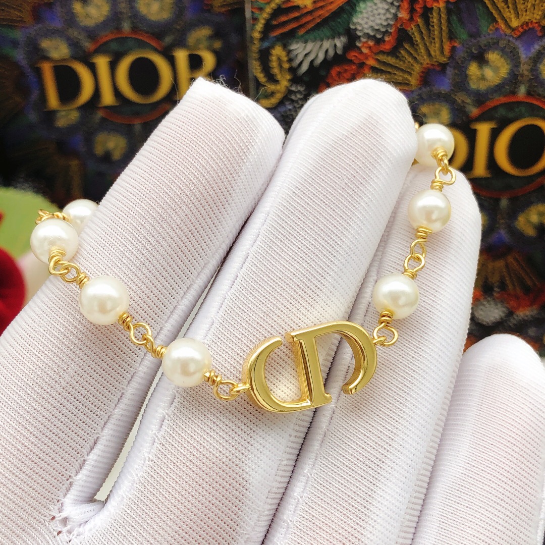 Dior Classic Pearl Bracelet