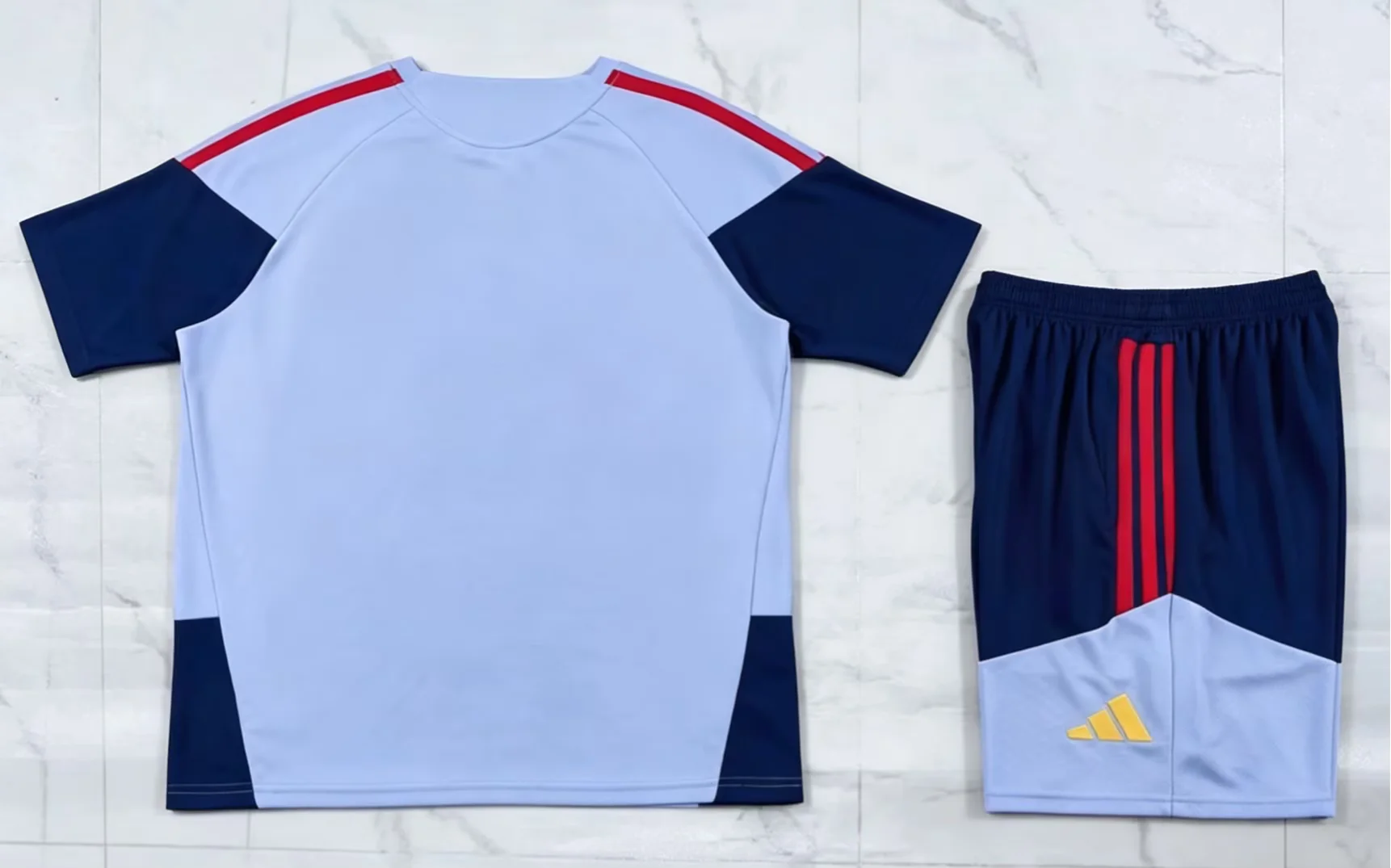 2026/27 Bayern Munchen Straining Levver Grey Blue Fans Soccer Jersey 1:1 Thai Quality