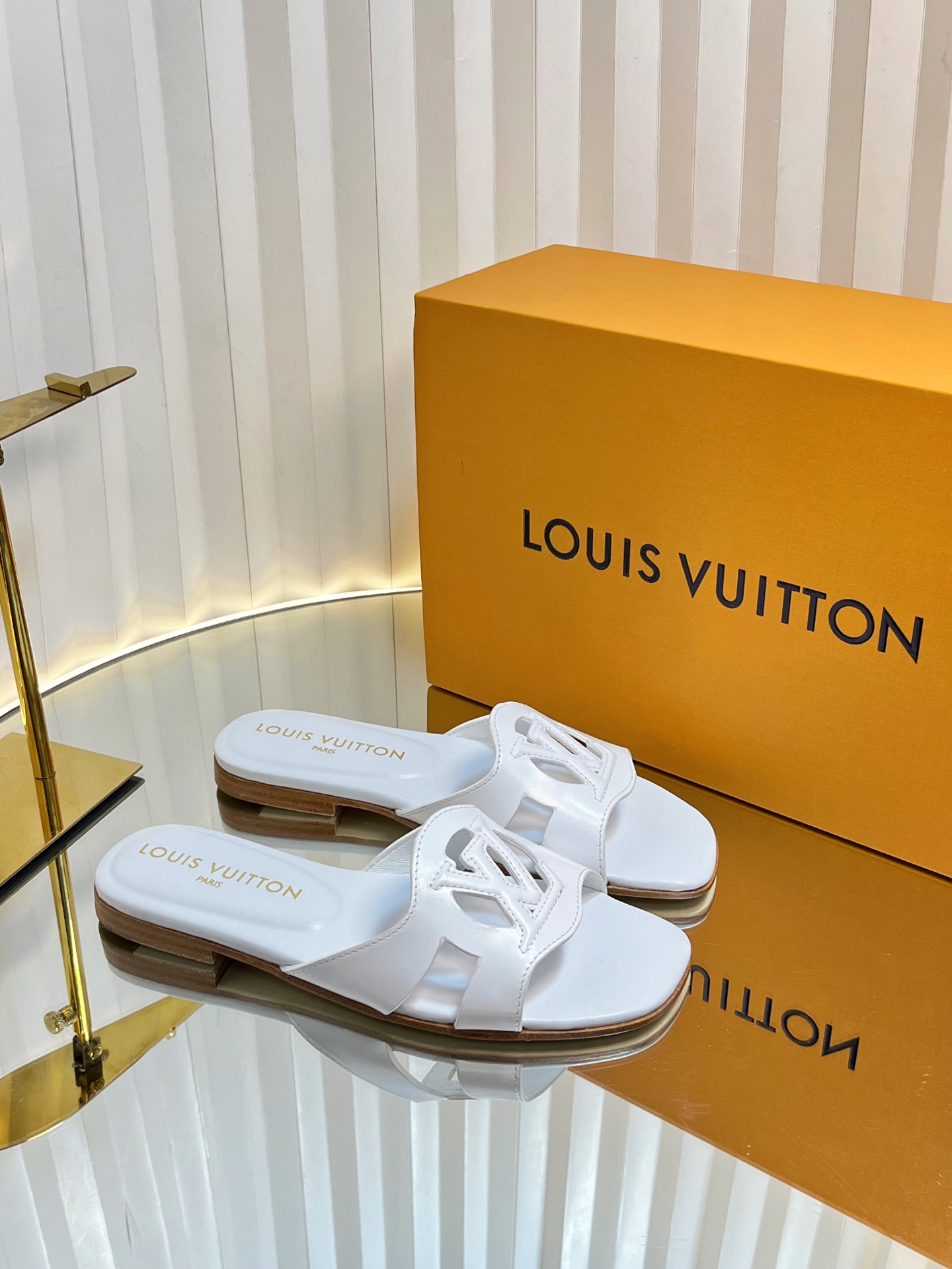 Women's  LV Isola Flat Slides