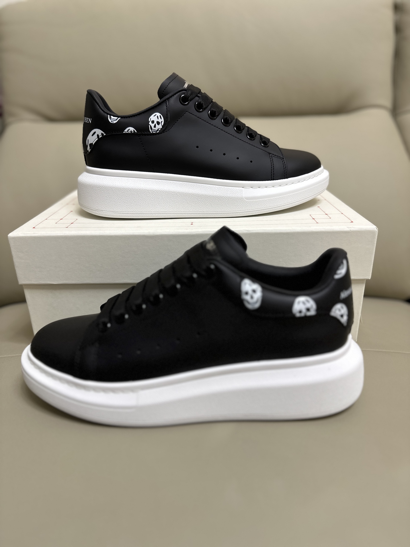 Alexander McQueen Oversized Unisex Sneaker