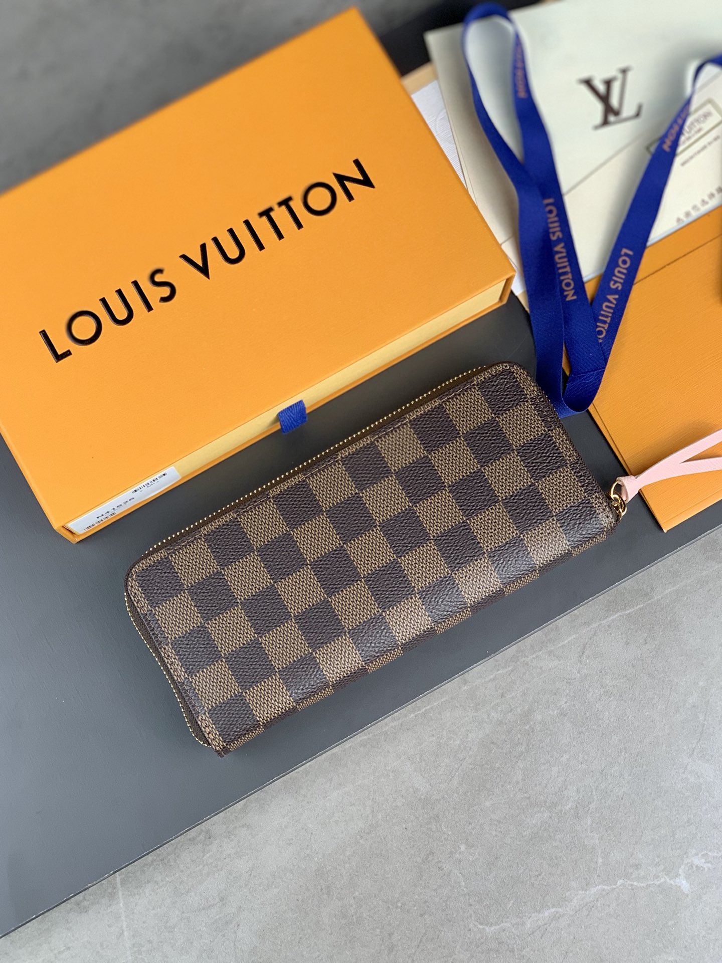 N60534 LV Clemence Wallet Damier Ebene Canvass-Pink