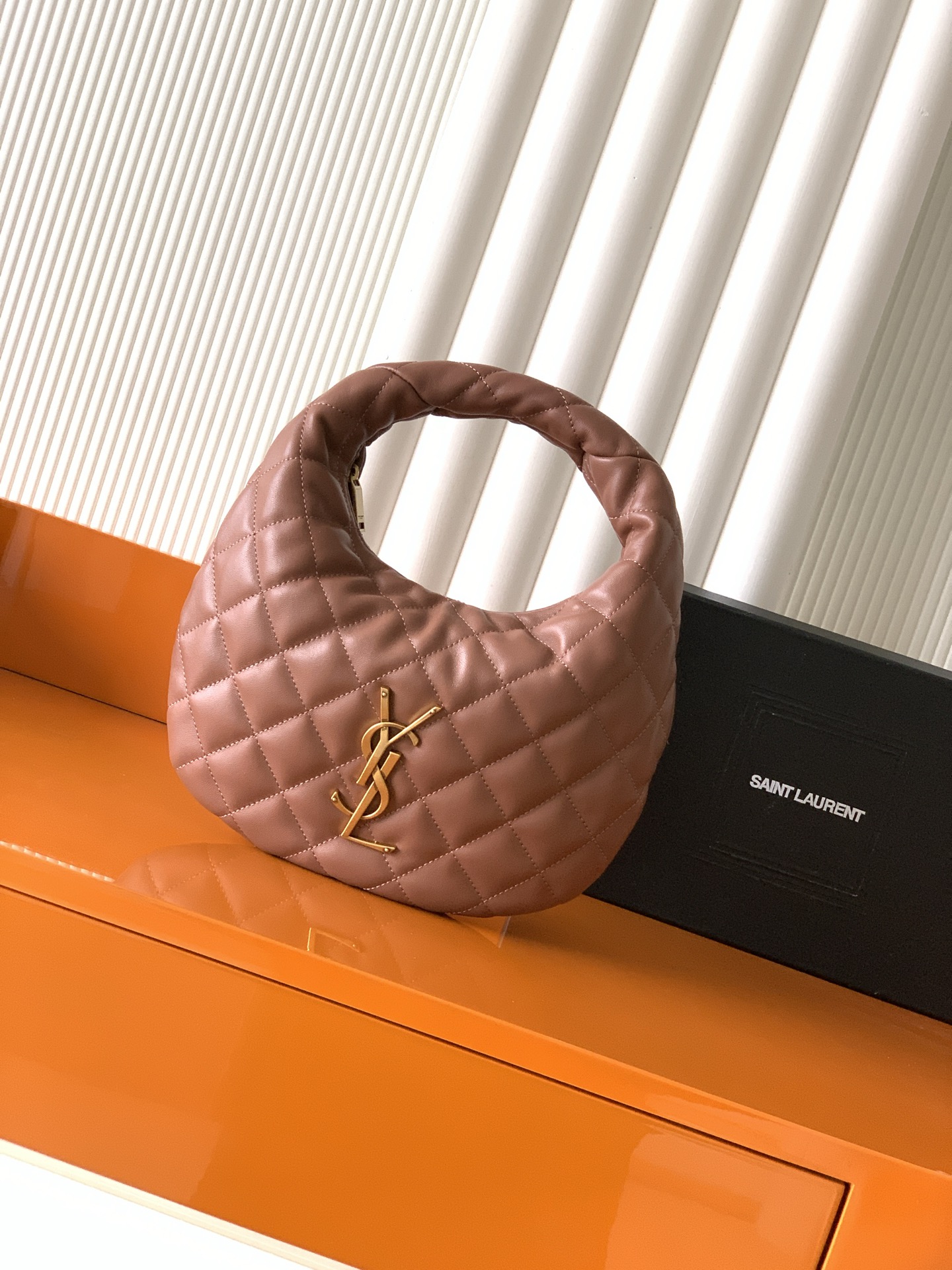Saint Laurent Hortensia Quilted Nappa Icarino Bag 851689