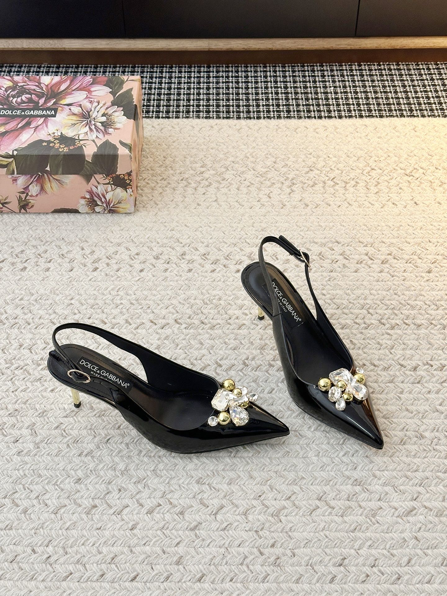 Dolce&Gabbana patent leather crystal slingback pumps