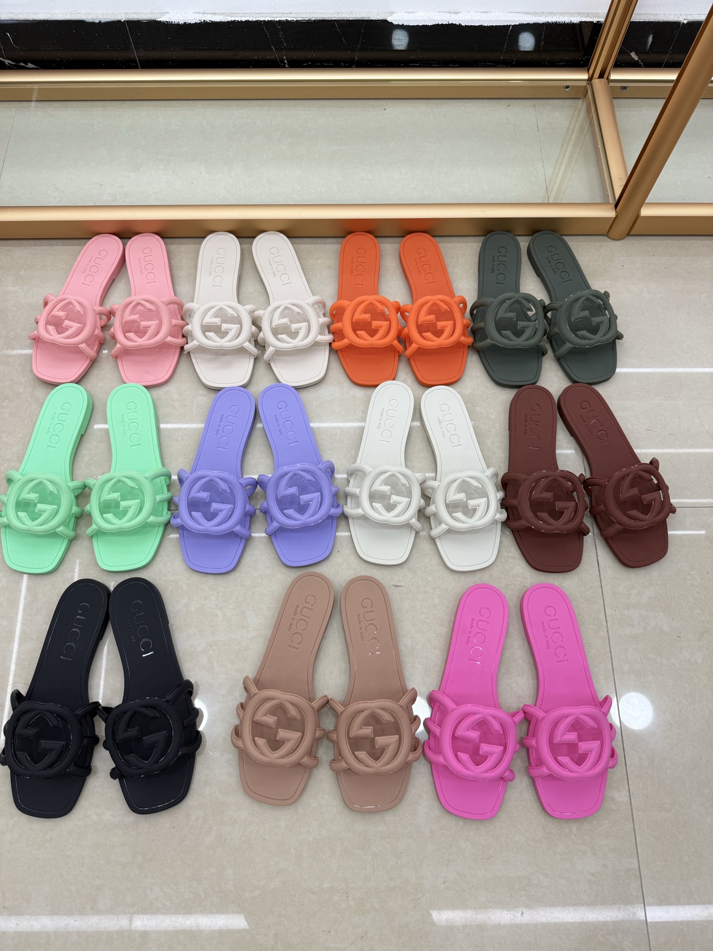 GUCCI Interlocking G Logo Cutout Square Toe Rubber Blondie TPU Slide Flat Sandals - KAIROO