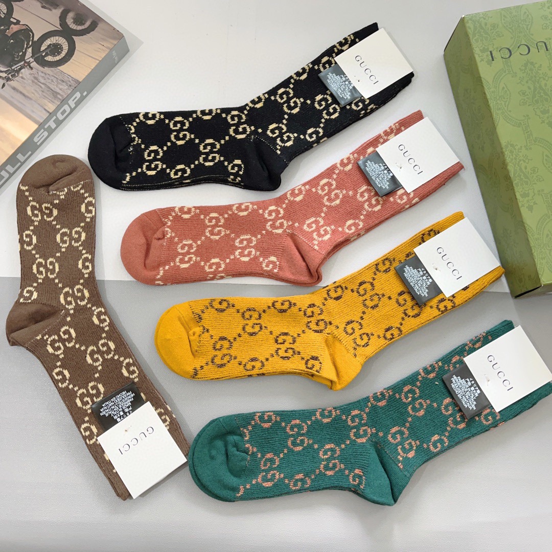 Gucci Wool Socks ( 5 pairs)