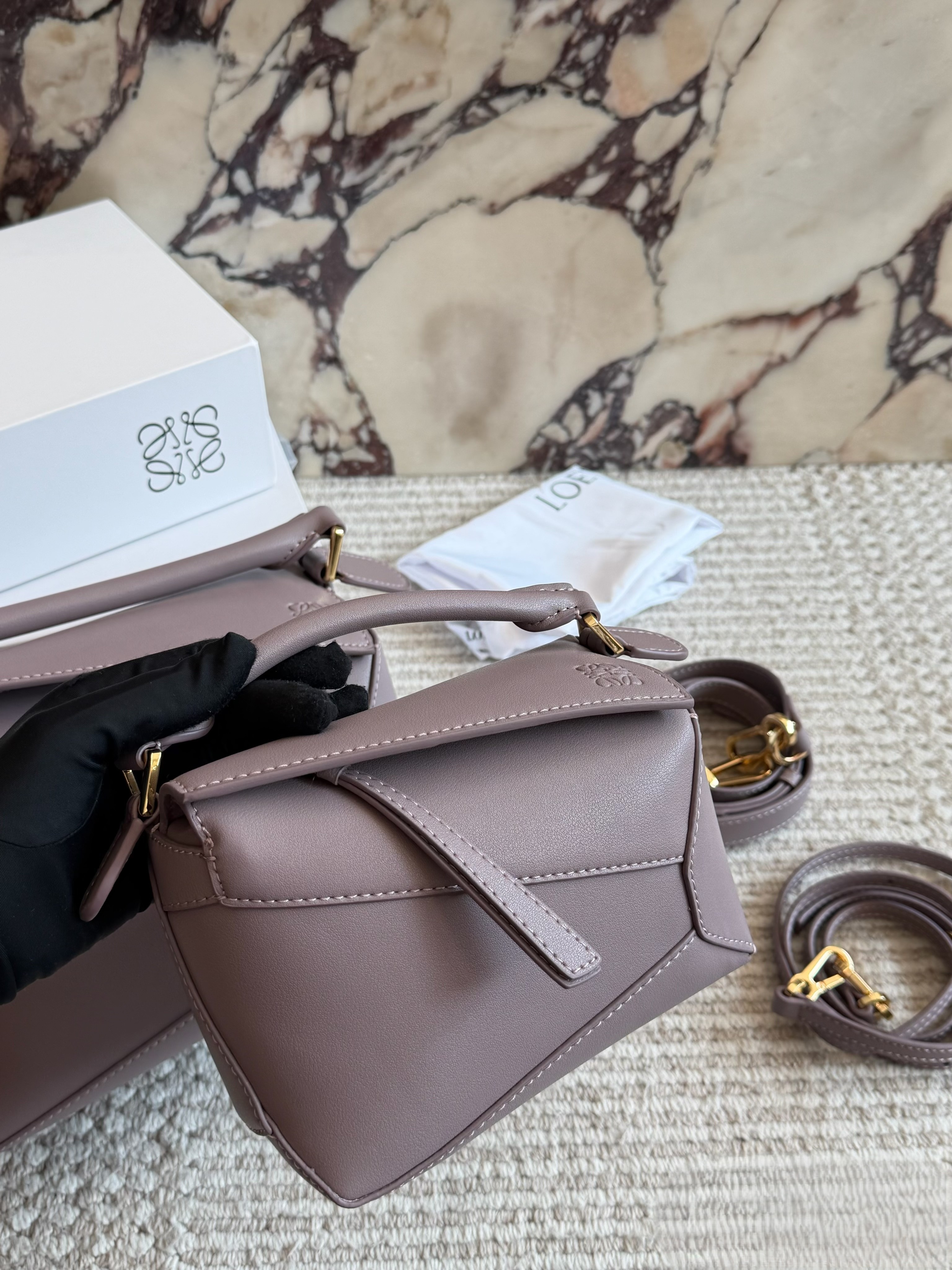 Loewe Puzzle 18/24 Ash Purple Edge Smooth Calfskin Leather Shoulder Top Handle Bags - KAIROO