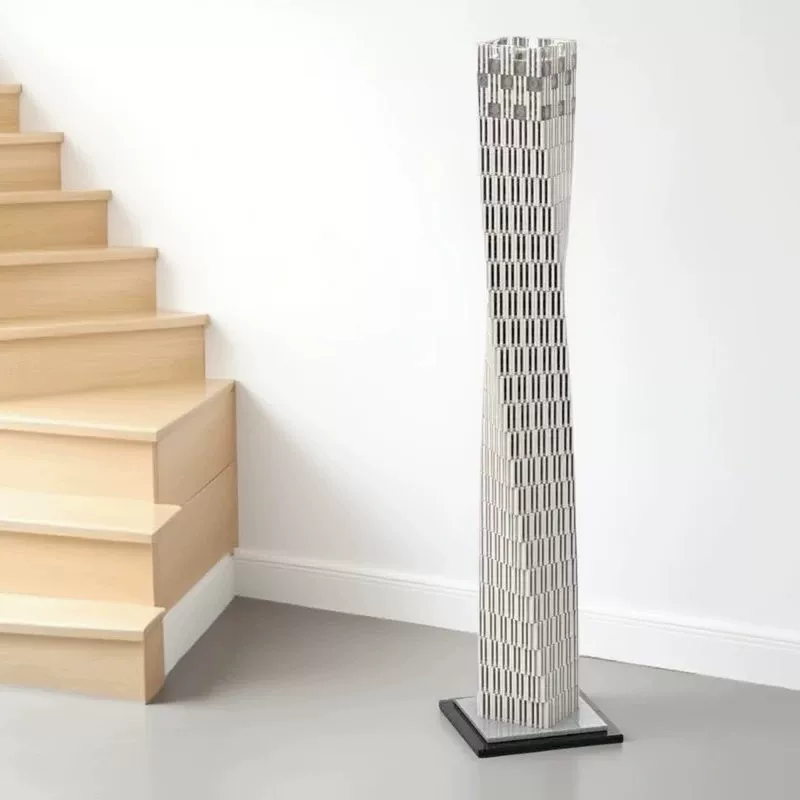 MOC 152436 - Cayan Tower 1:800 Scale