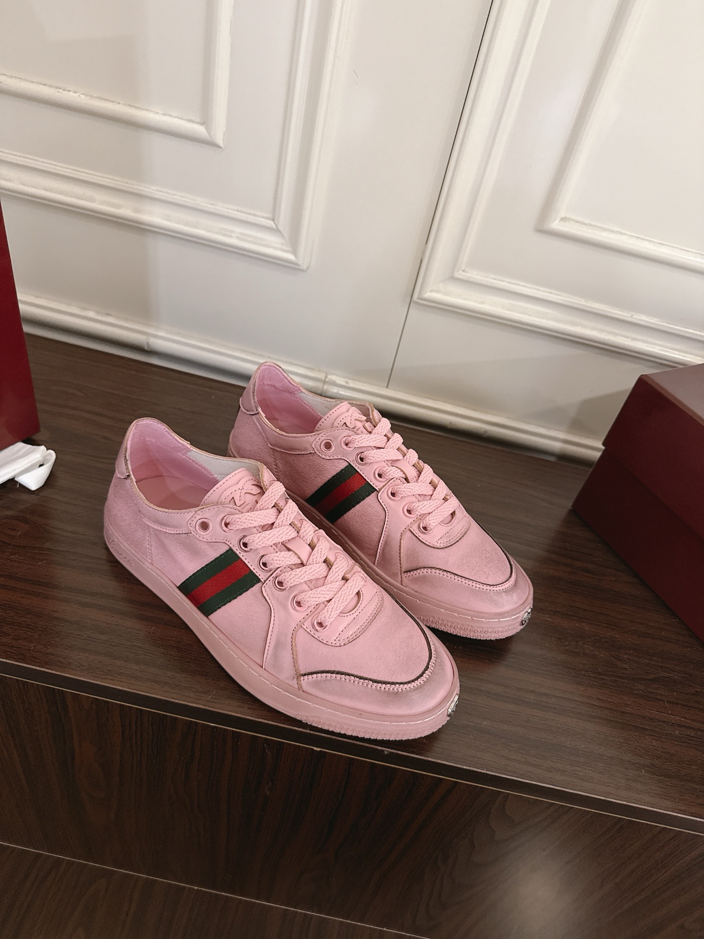 Women's Gucci Stretch low-top trainer-Pink