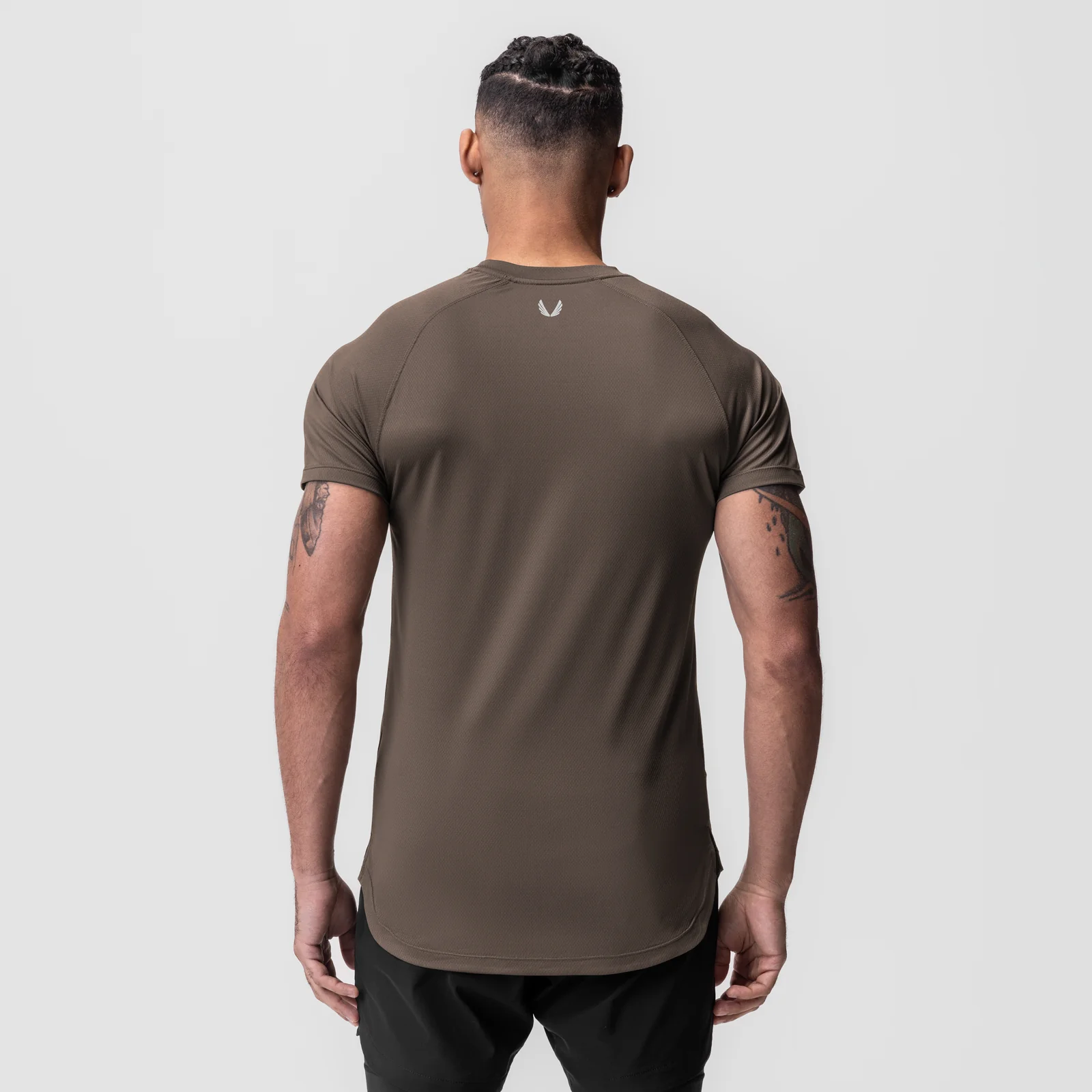 0660. AeroSilver Established Tee - Deep Taupe