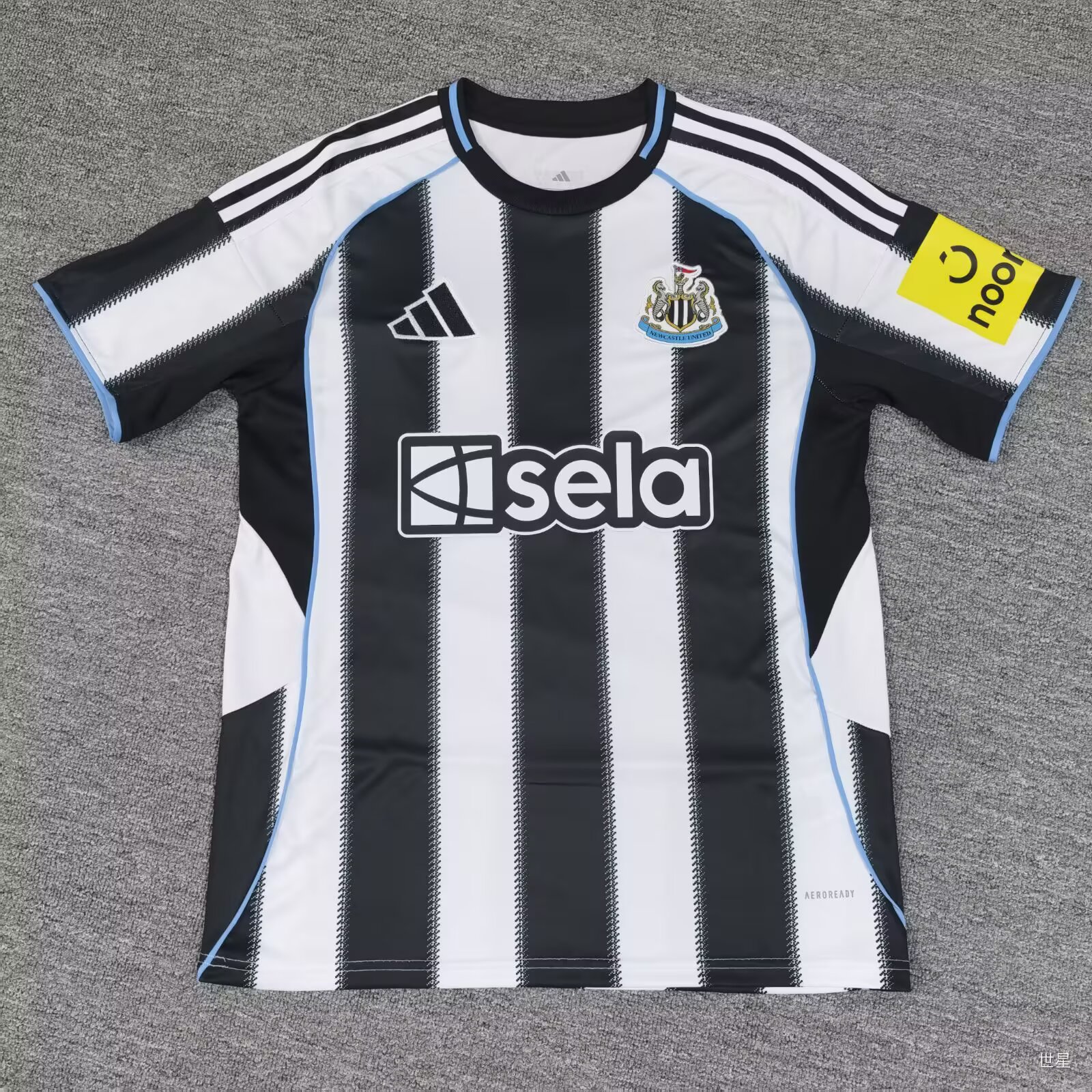 2025-26 Newcastle Home Black and White Fans Football Shirt 1:1 Thai Quality