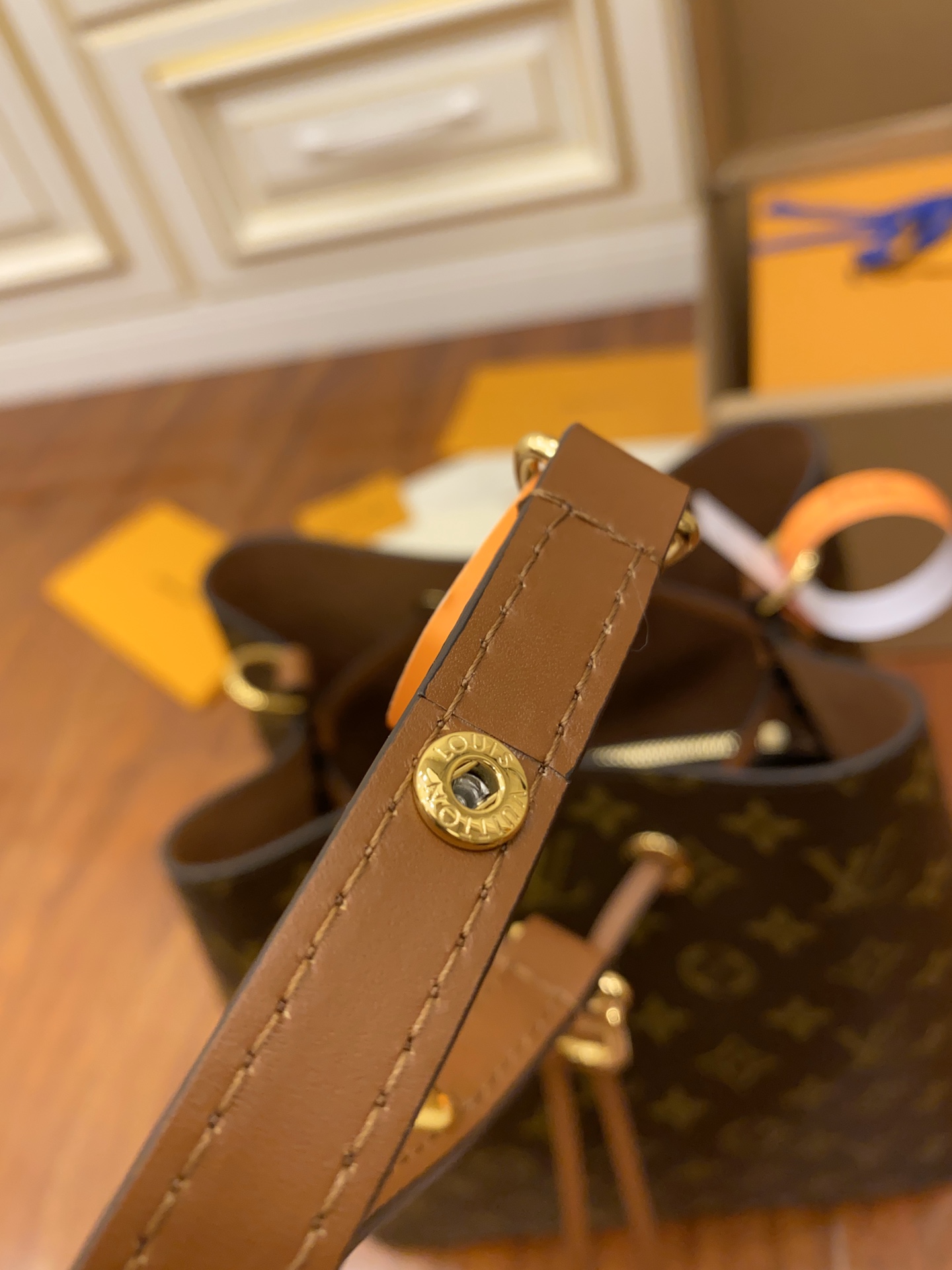 Louis Vuitton LV NeoNoe MM M44887
