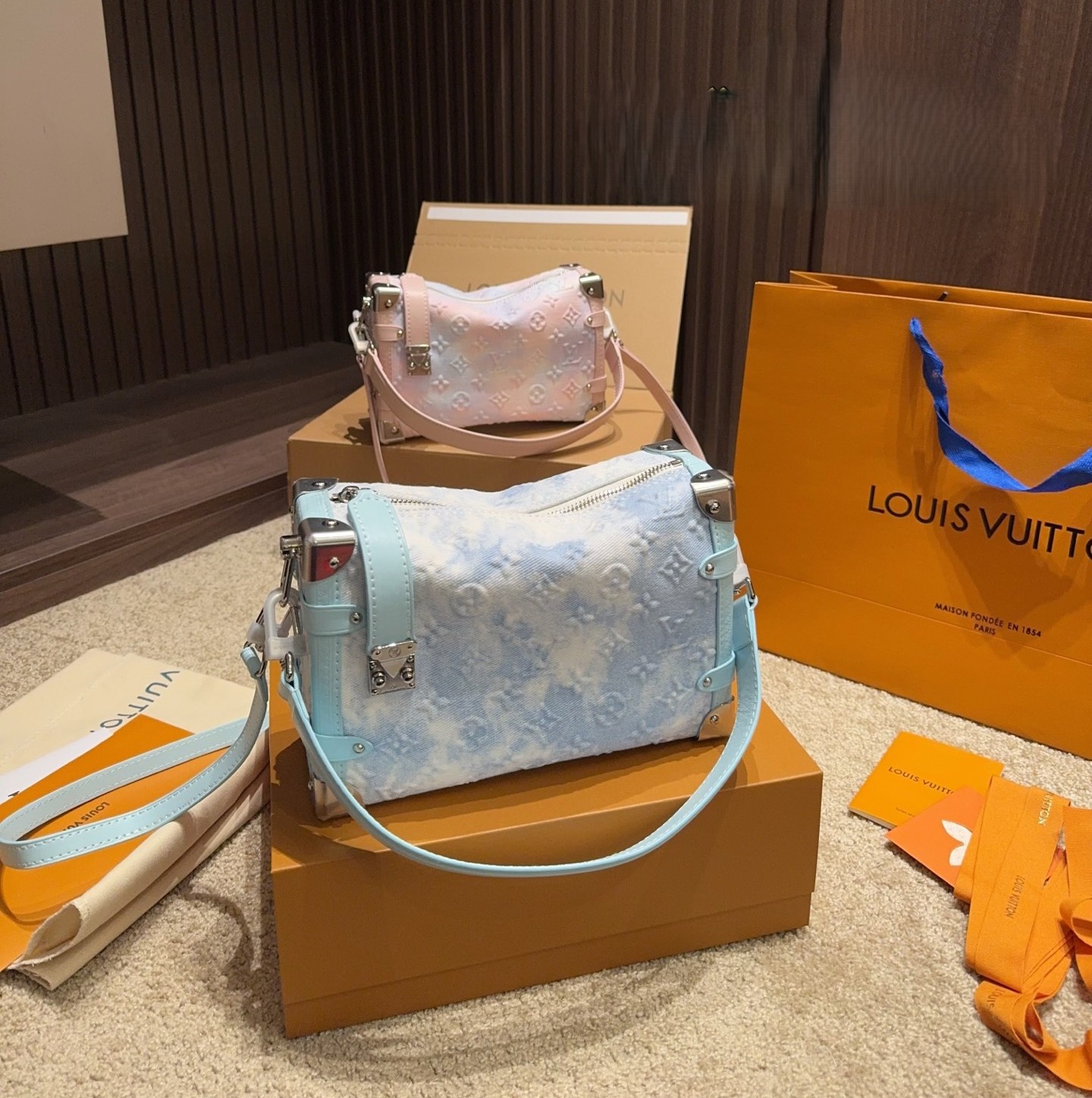 Louis Vuitton LV Side Trunk MM Bleached Gradient Monogram Embossed Denim S-Lock Soft Top Handle Bags - KAIROO