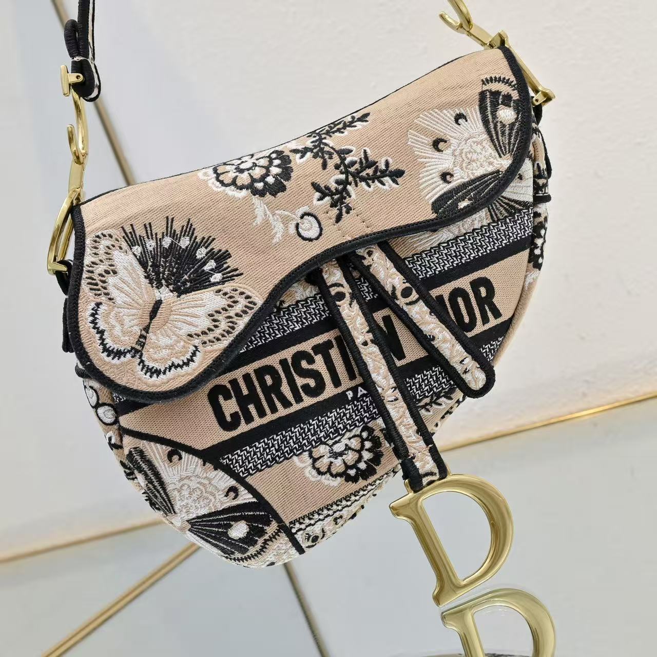 Dior embroidered saddle bag