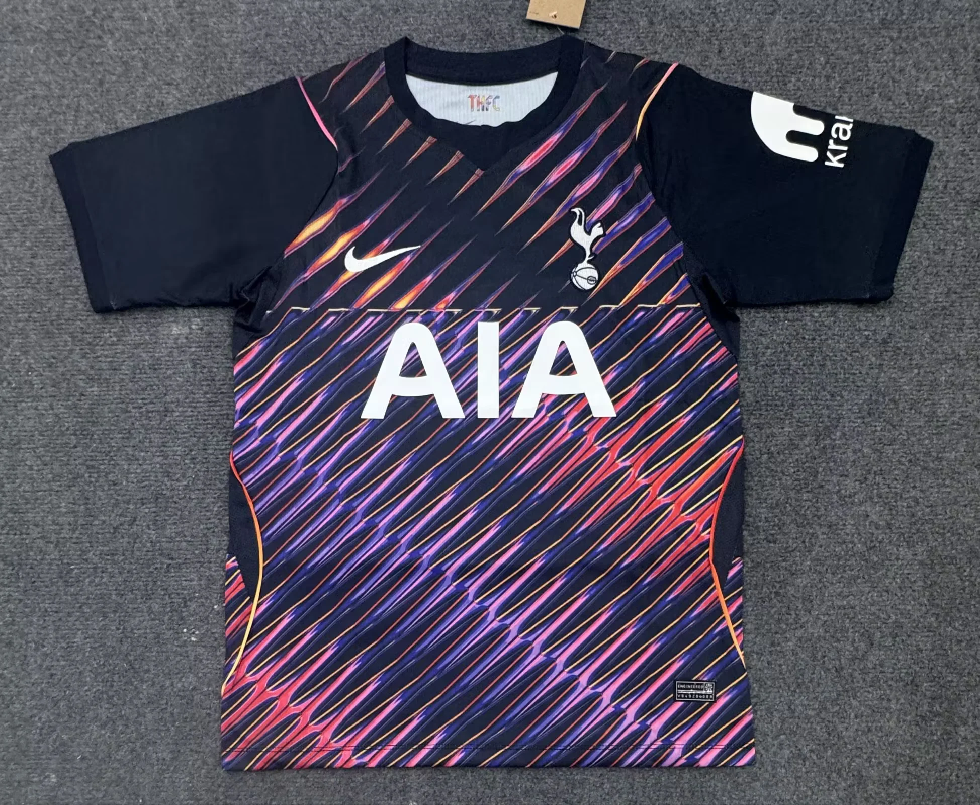 2026-27 Tottenham Hotspur Away Red Fans Football Shirt 1:1 Thai Quality