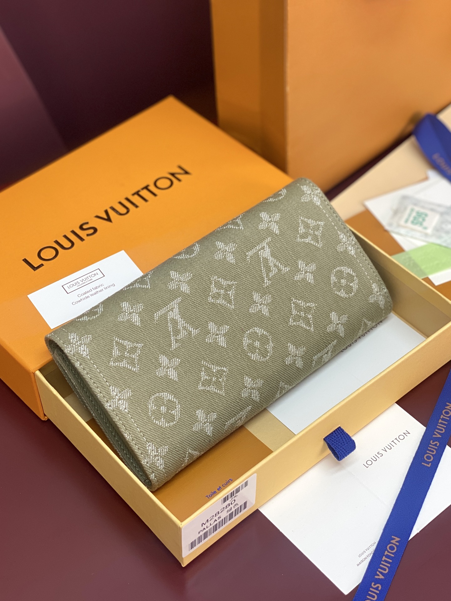 M28280 LV Sarah Wallet Monogram Khaki Denim