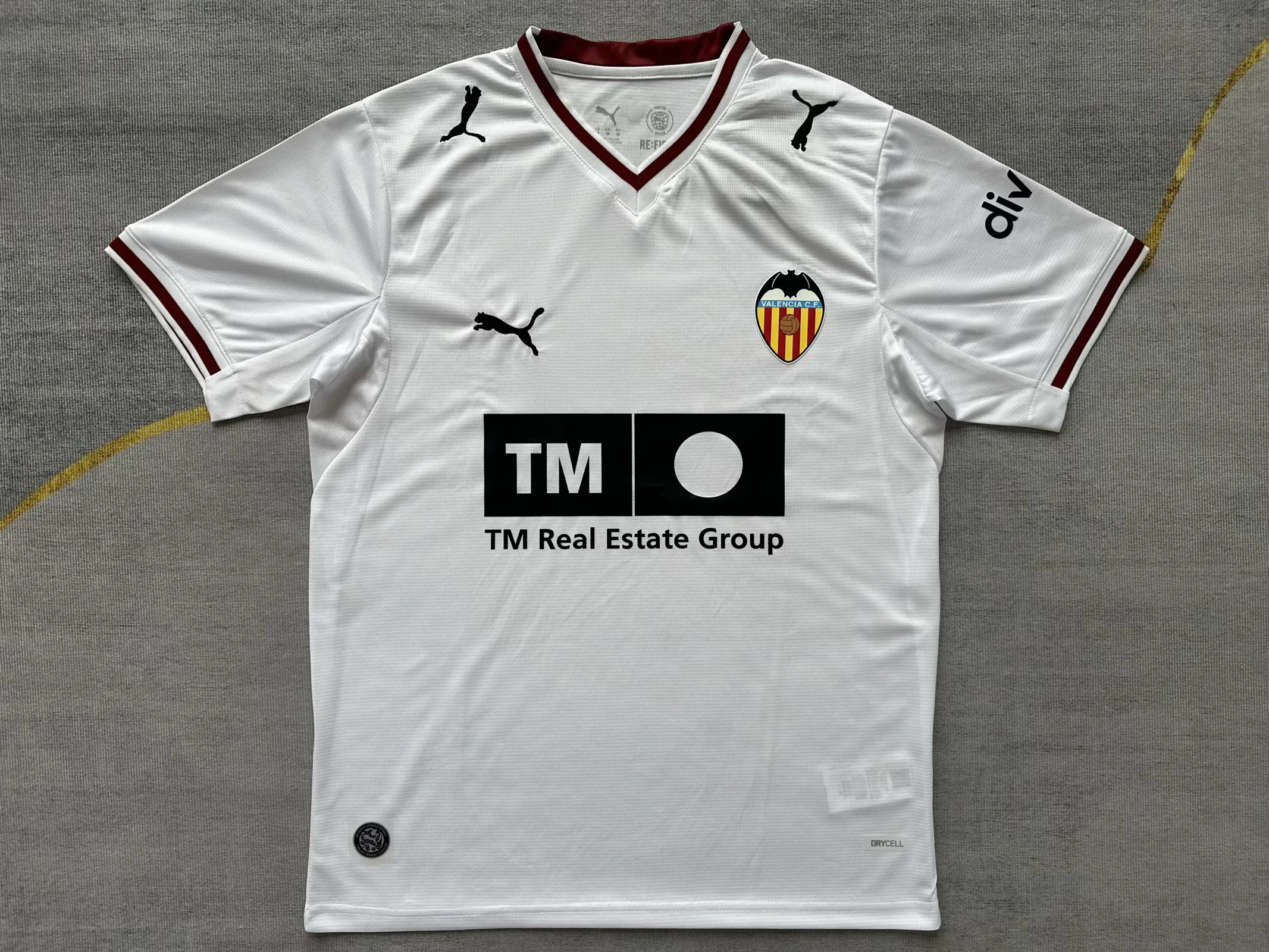 2026/27 Valencia Home White Fans Soccer Jersey 1:1 Thai Quality