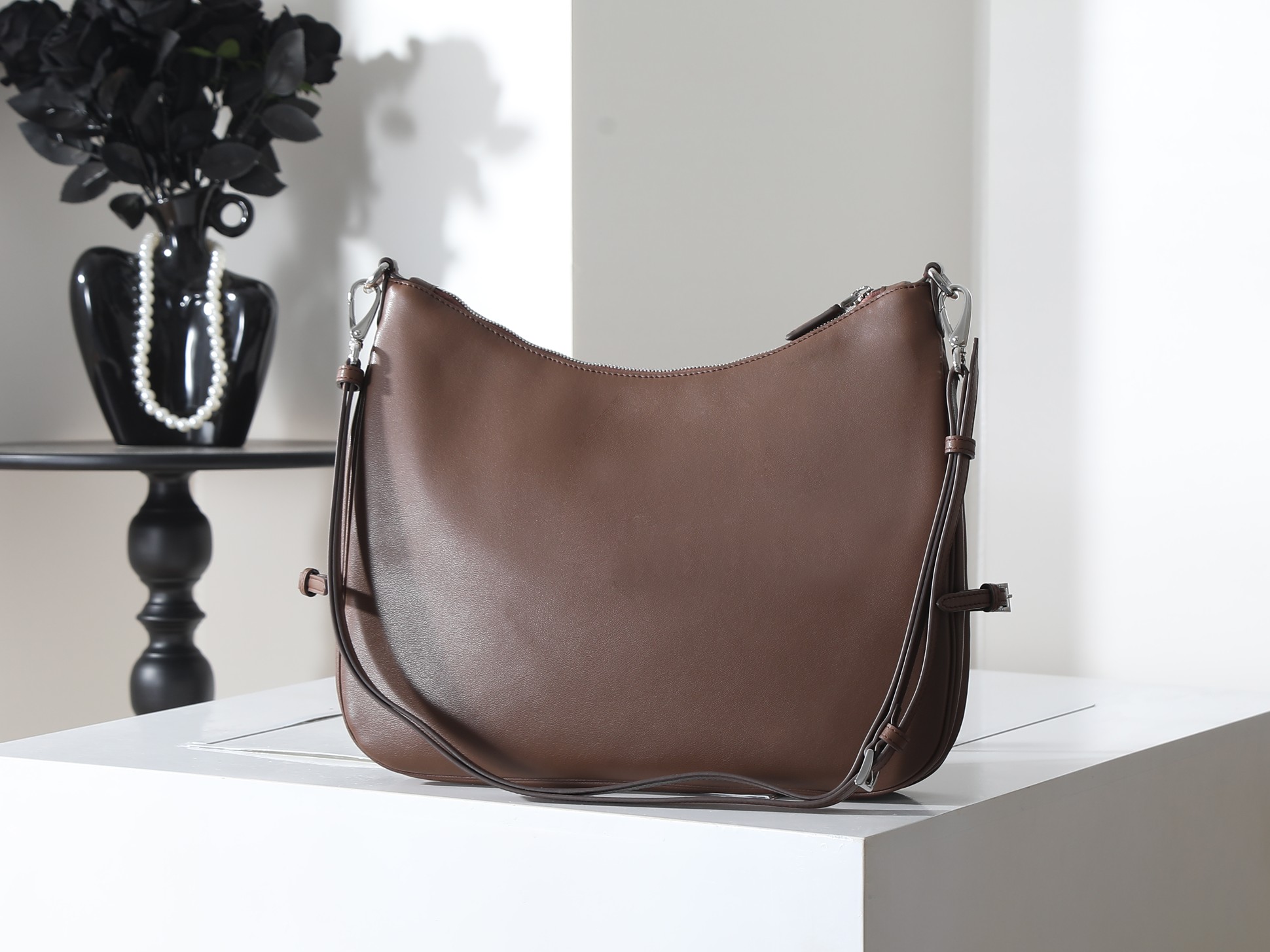 Prada Fold large leather shoulder bag-Palisander 1BC288