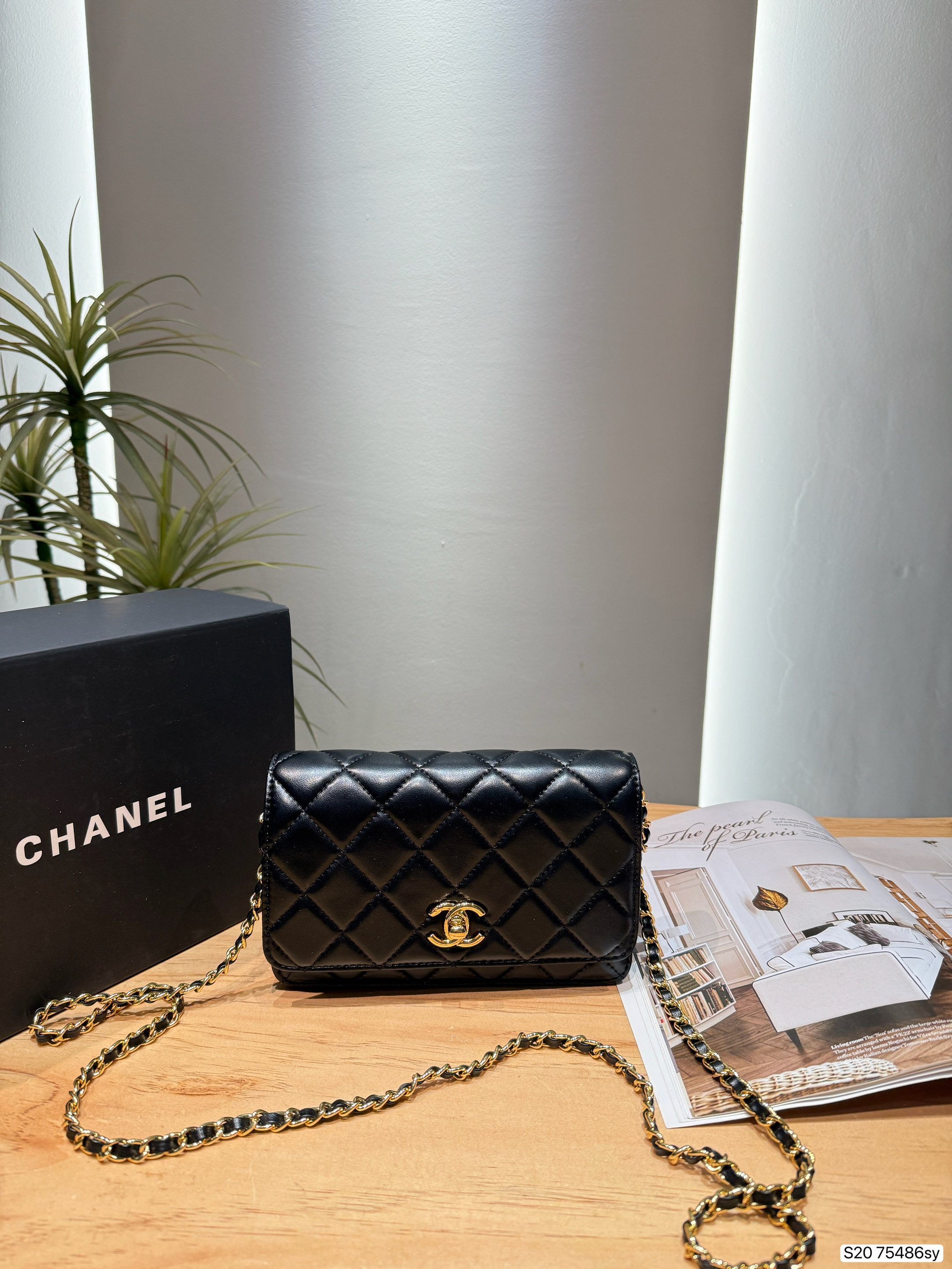 Chanel CF WOC 19CM Turnlock Smooth Quilted Leather Flap Wallet On Chain Shoulder Bag - KAIROO