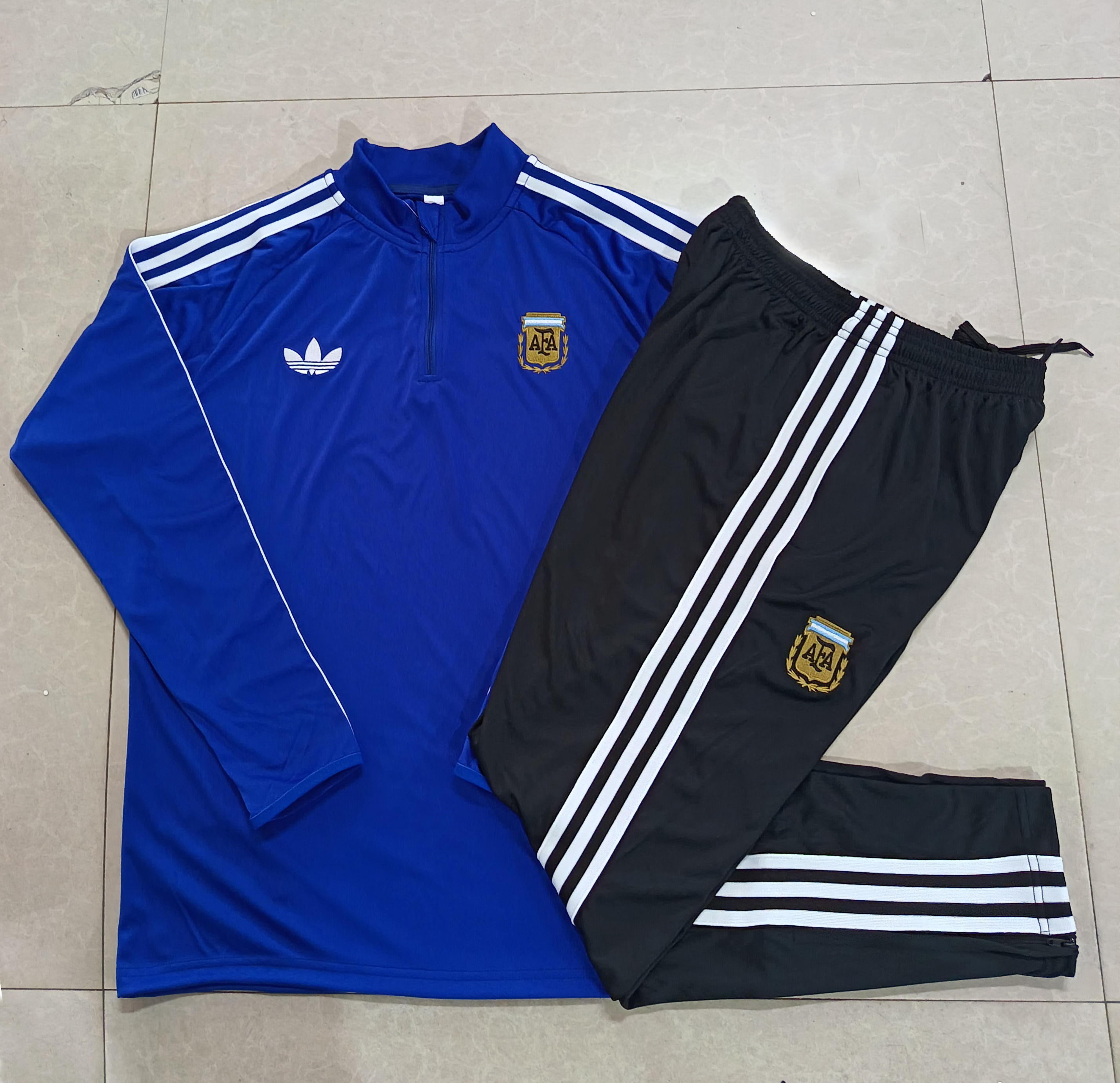 Argentina Kids Training Suit 26/27 | Soc Jersey - Premium Football Jersey
