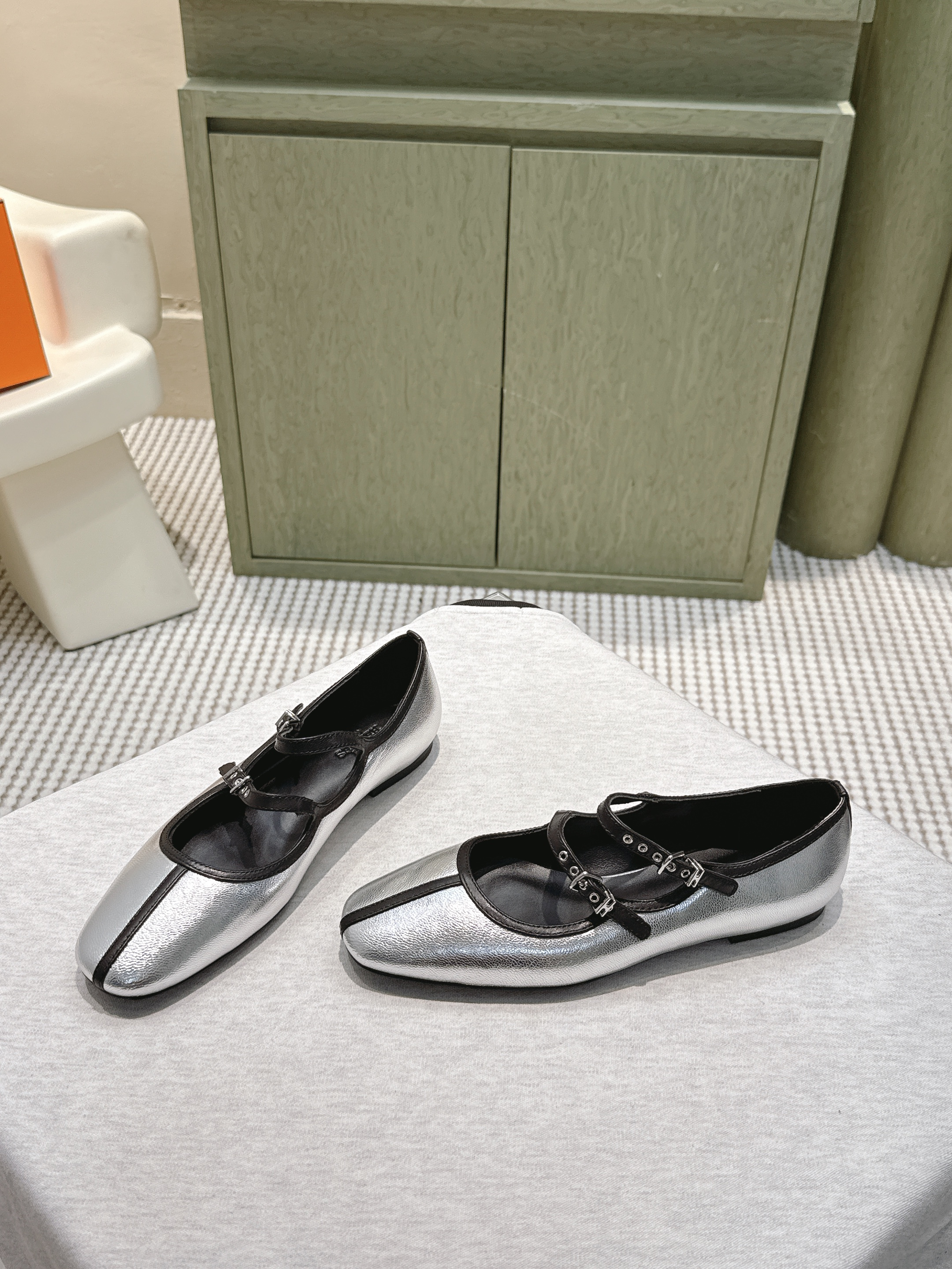 Hermes Women's Lilia Ballet Flat