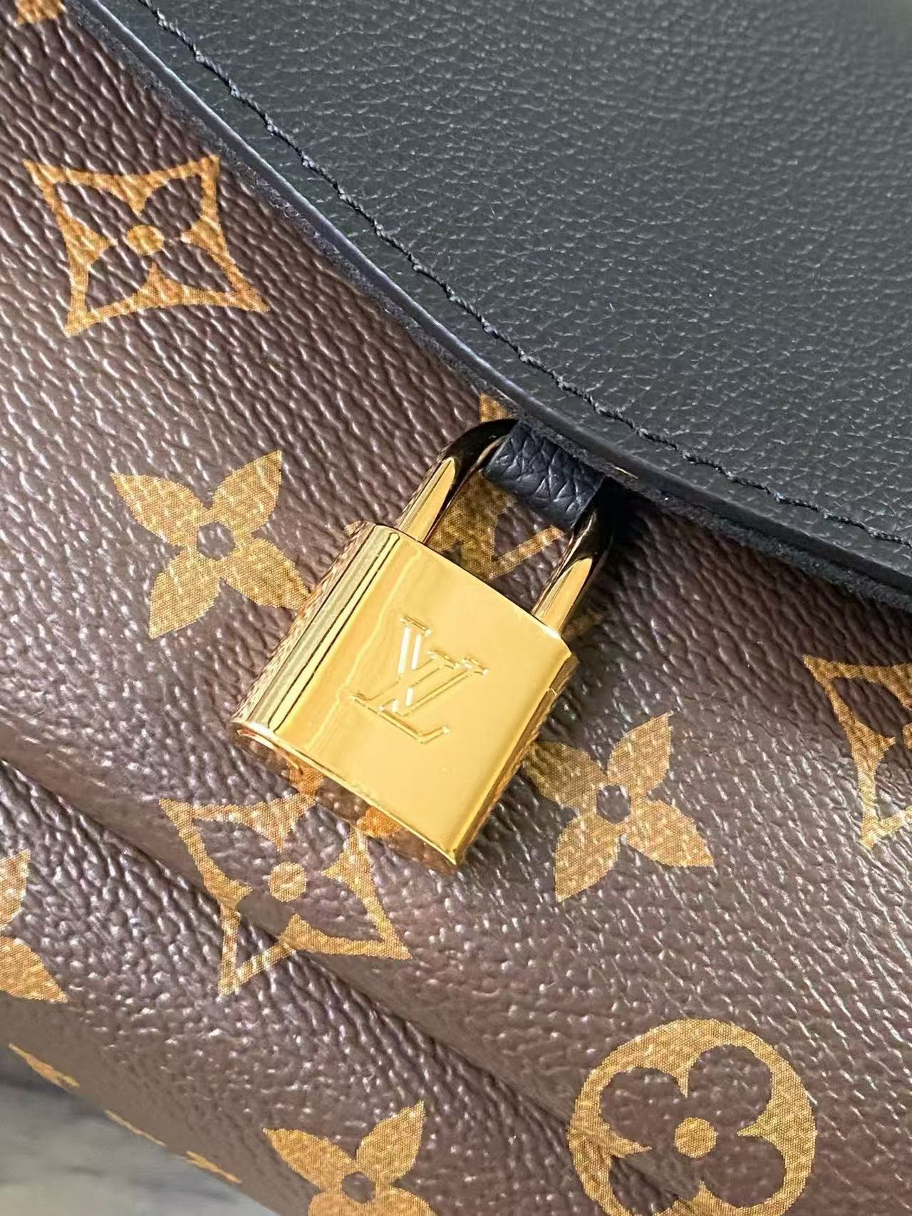 Louis Vuitton Saint Germain BB Small Handbag