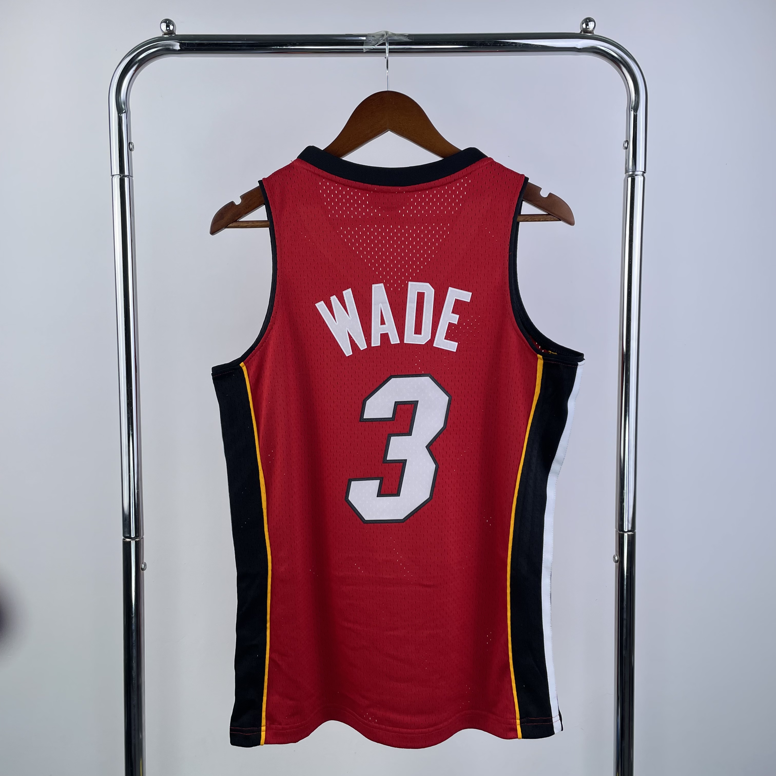MN Heat Press Retro: Miami Heat 05/06 Season Red