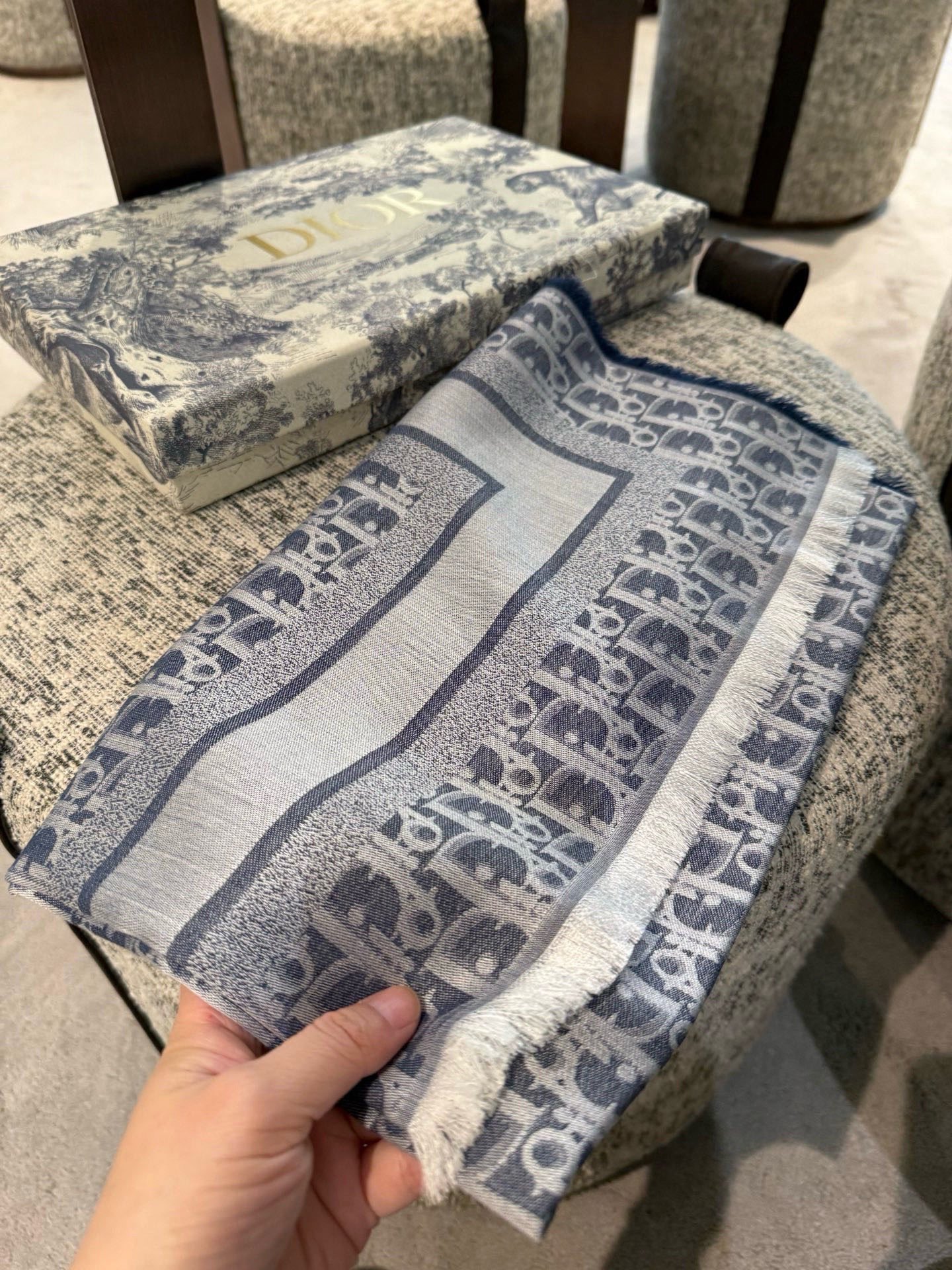 Dior Classic Oblique Silk and cashmere shawl