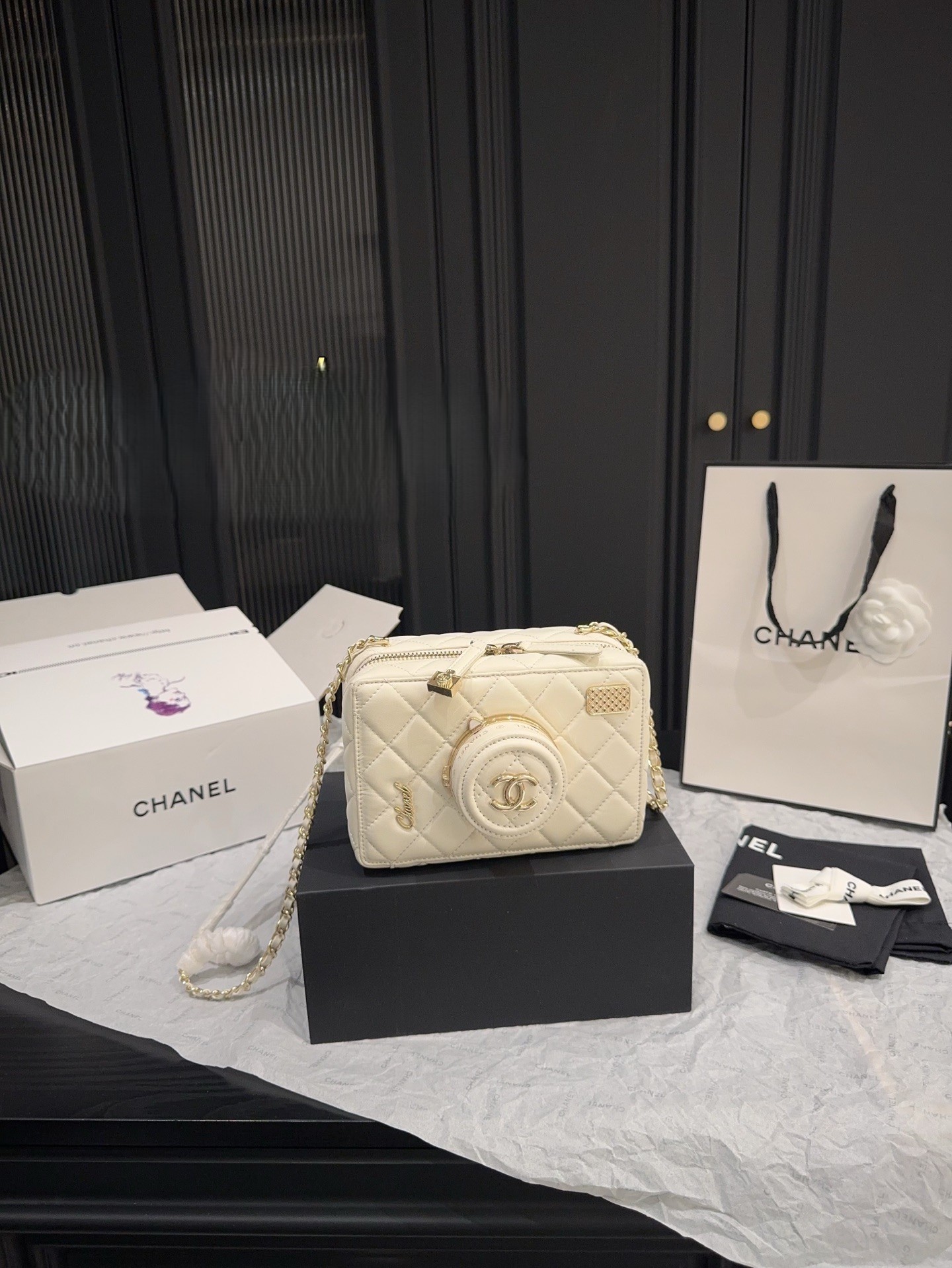 Chanel 24S Quilted Shiny Leather 3D Flip Mirror Lens Chain Strap Camera Box Shoulder Bag - KAIROO