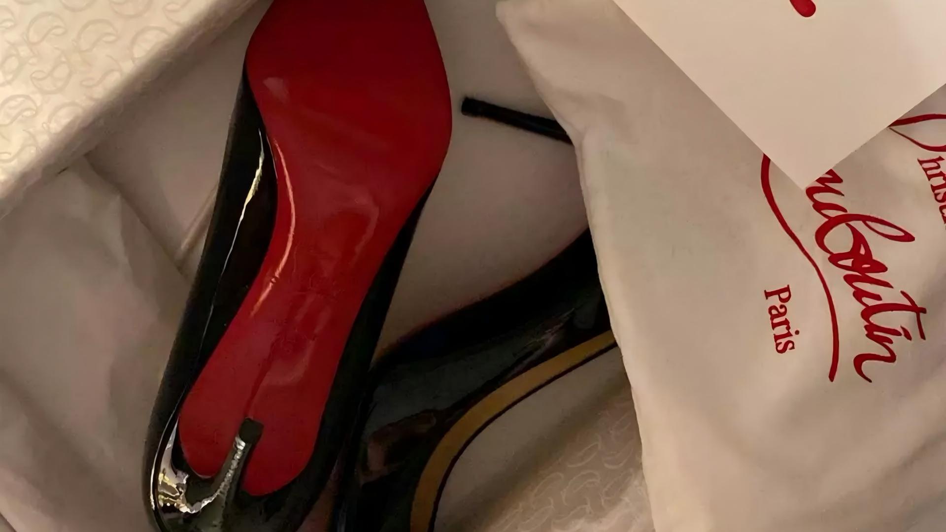 Christian Louboutin shoes - KAIROO