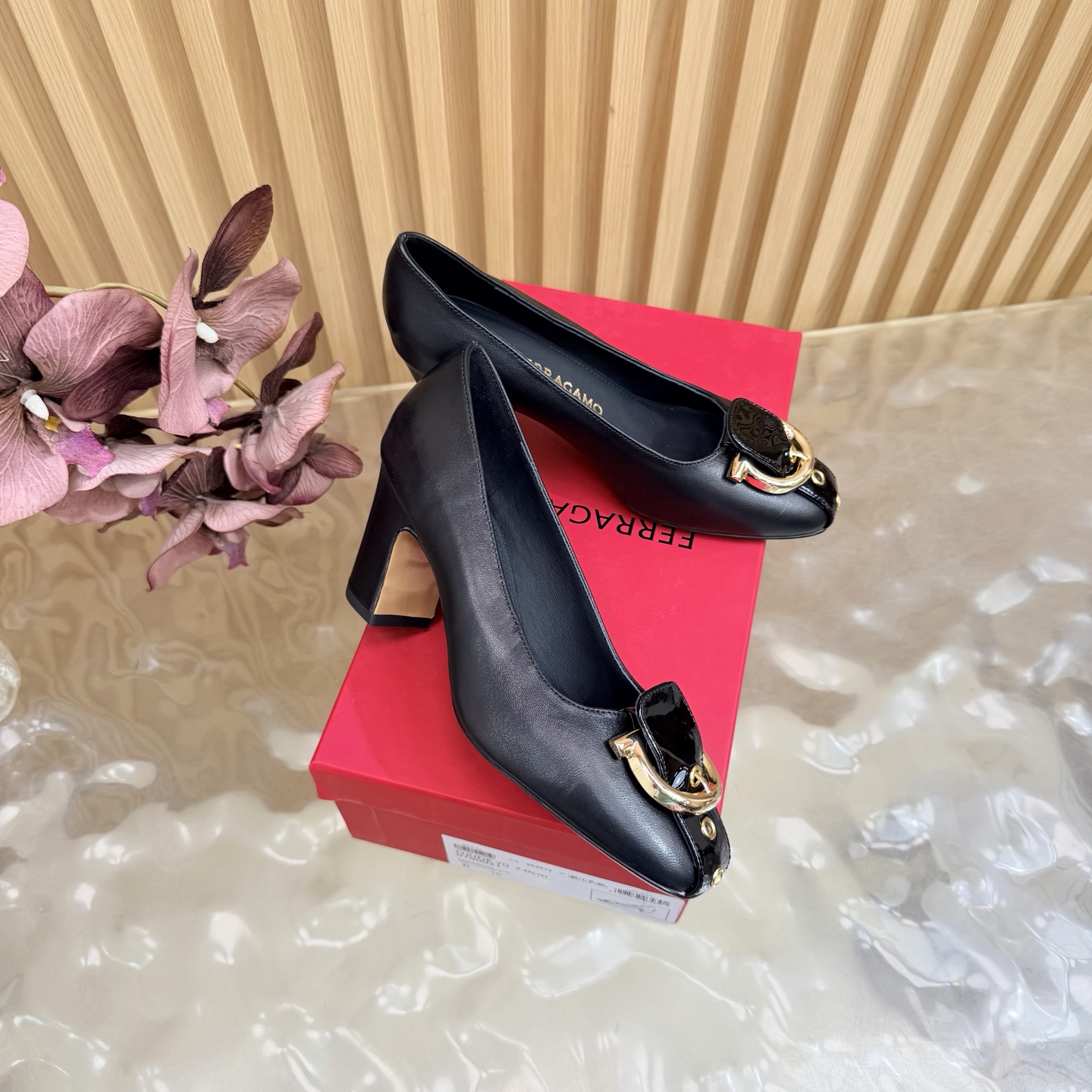 Ferragamo Gancini Leather Pump