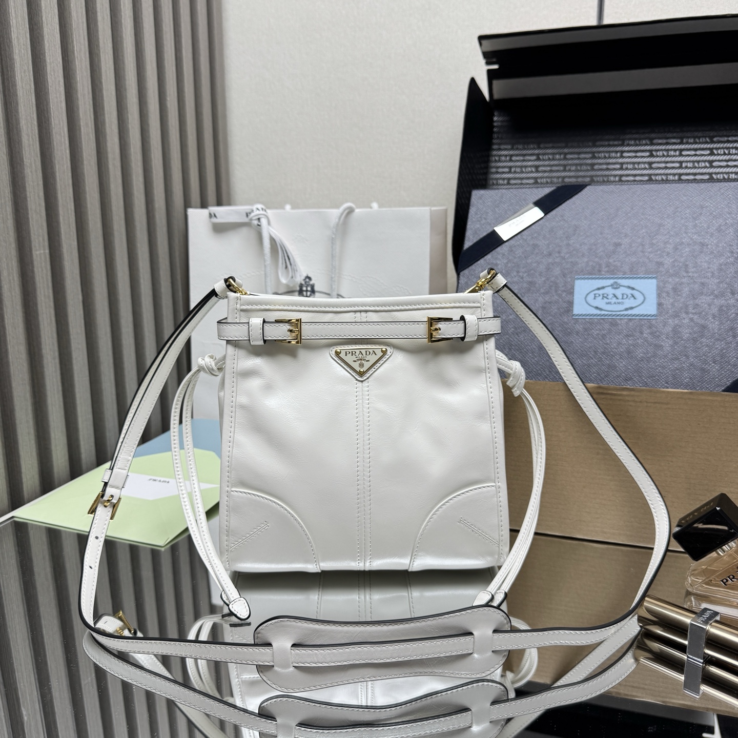 Prada Bonnie leather mini shoulder bag-White 1BH229
