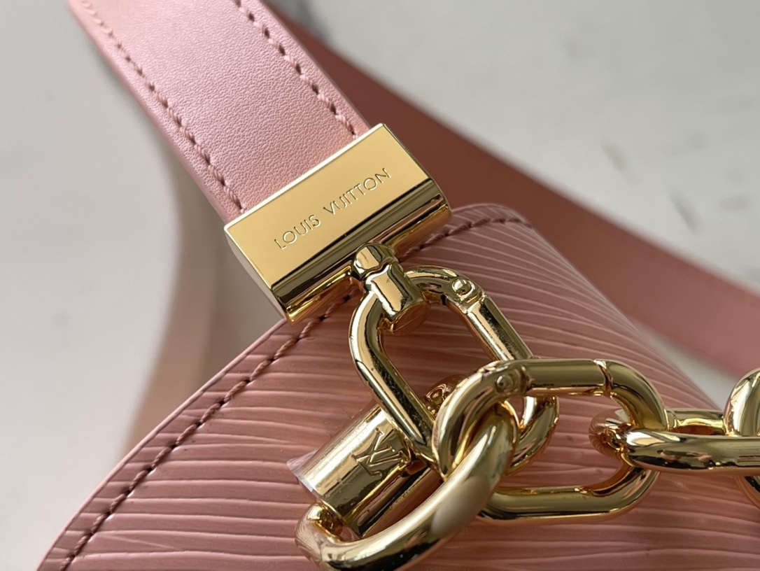 Louis Vuitton LV Twist MM M21605