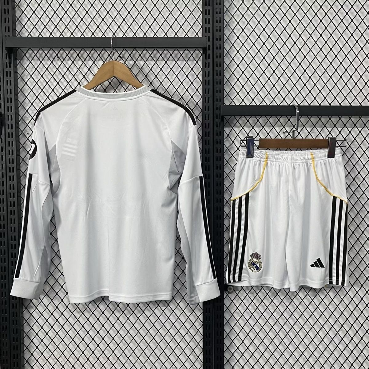 kids kit Real Mαdrid 25/26 Home long sleeve16-28