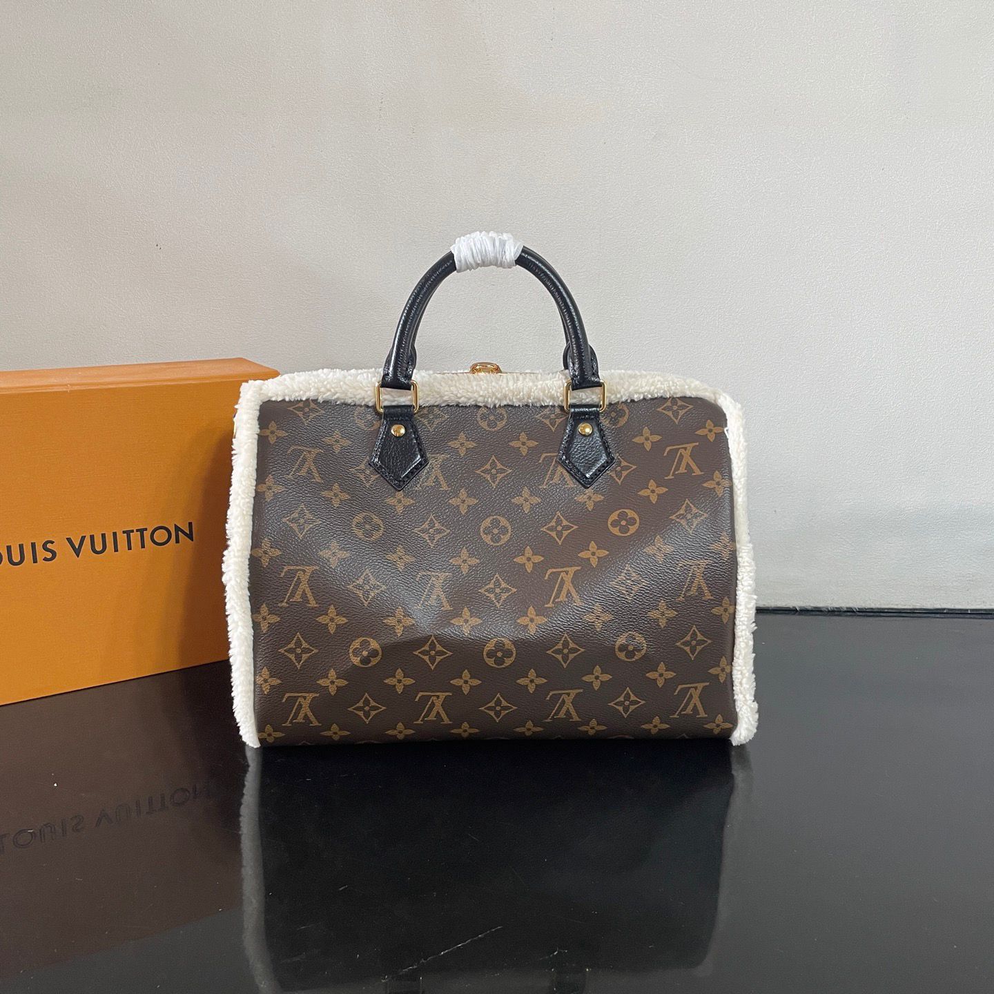 Louis Vuitton LV SPEEDY SOFT 30 TEDDY Handbag