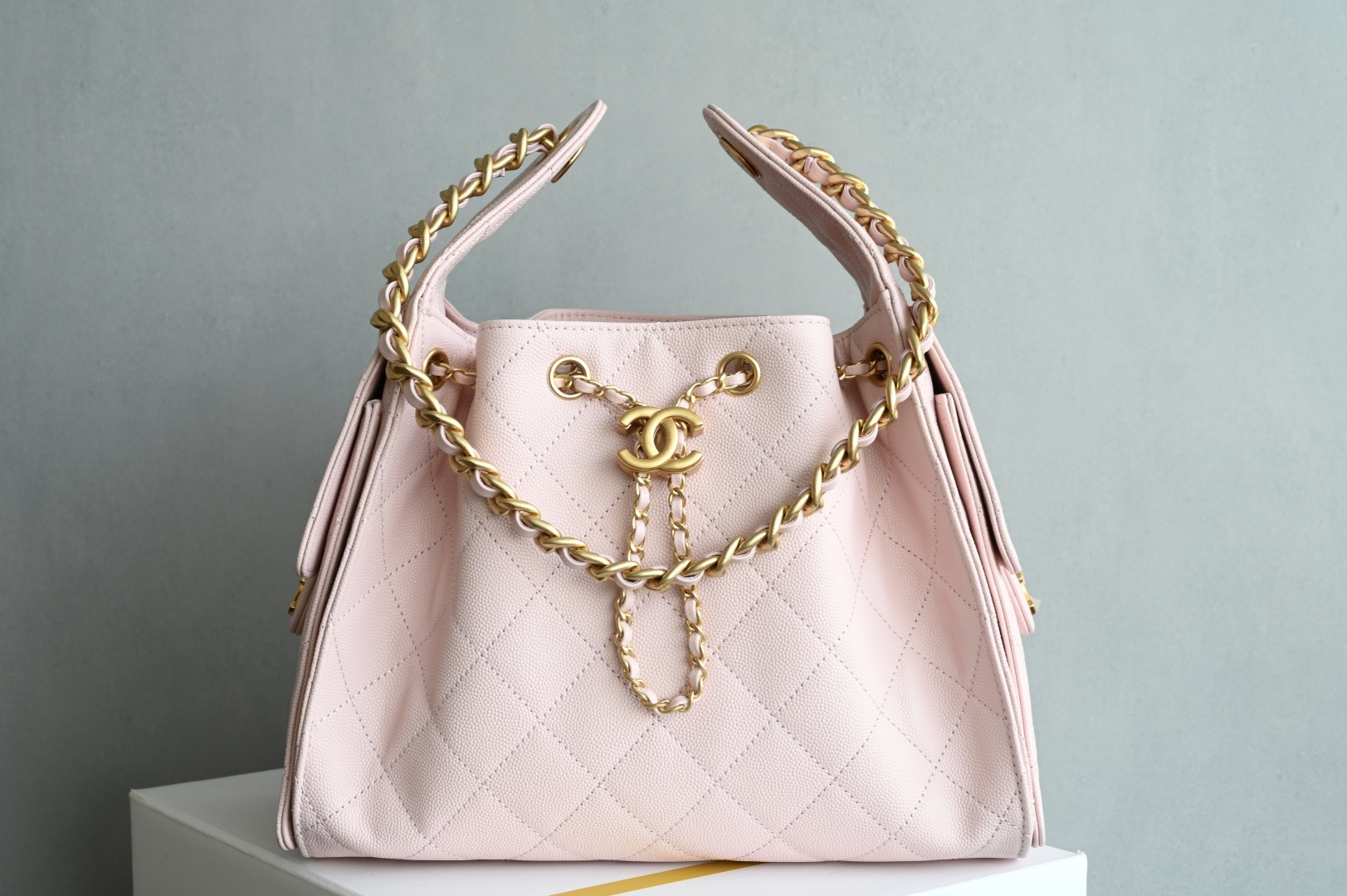 Chanel 25 Small Hobo Bag in Pink AS5293