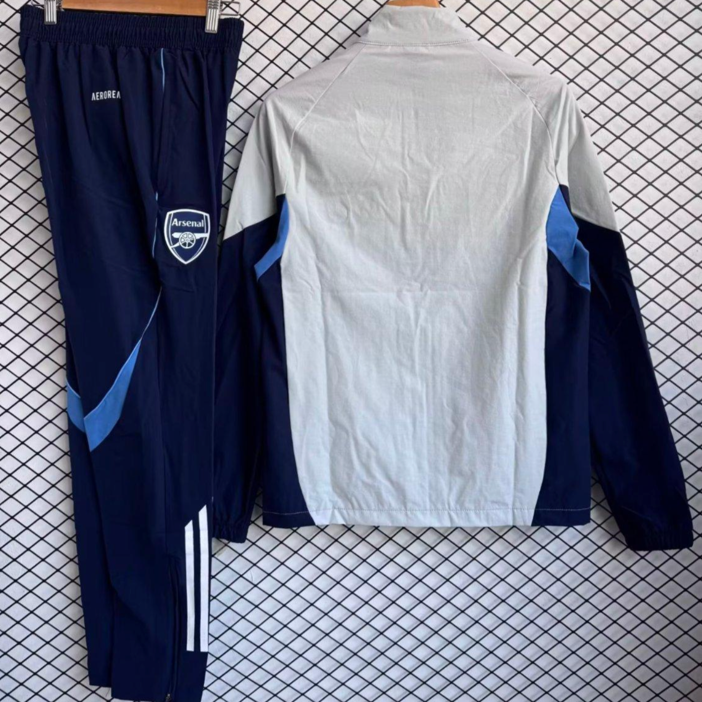 25/26 Arsenal White with Navy Blue Full zipper Jacket Tracksuit+ long pants S-2XL
